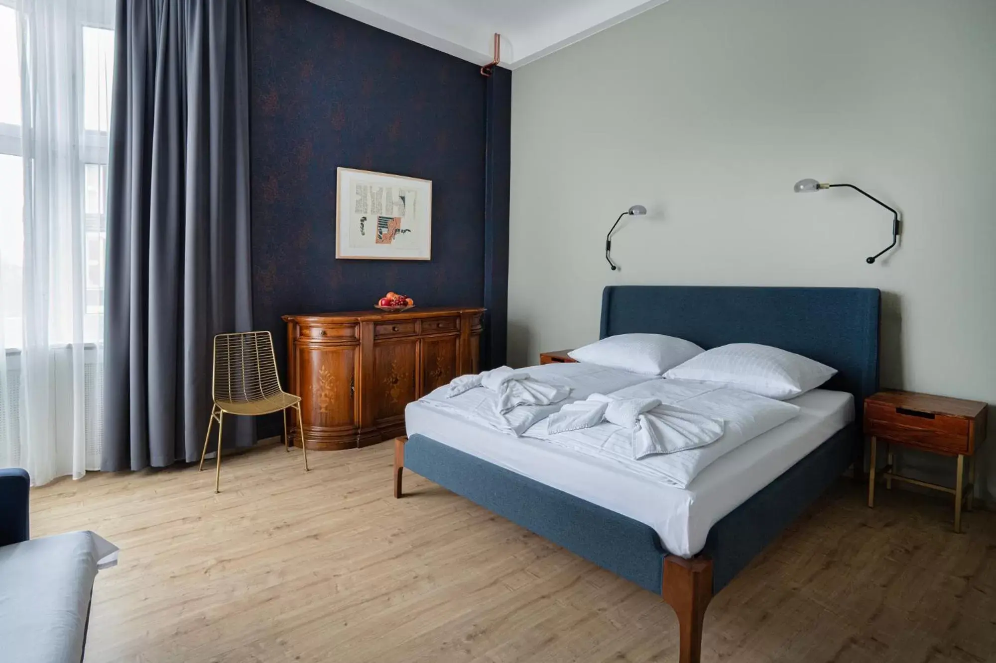 Bedroom, Bed in Hotel BELLEVUE am Kurfürstendamm