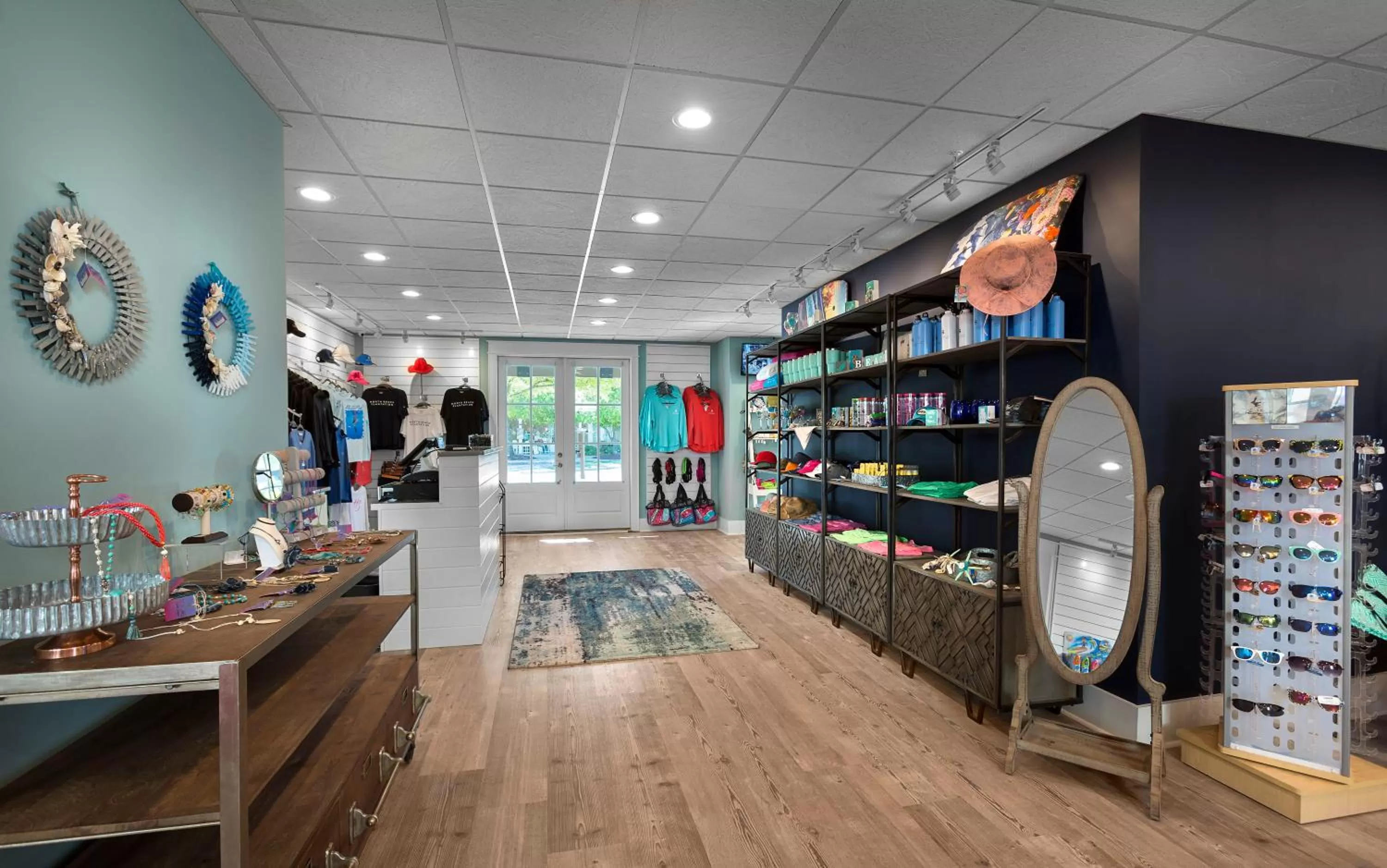 On-site shops in North Beach Resort & Villas