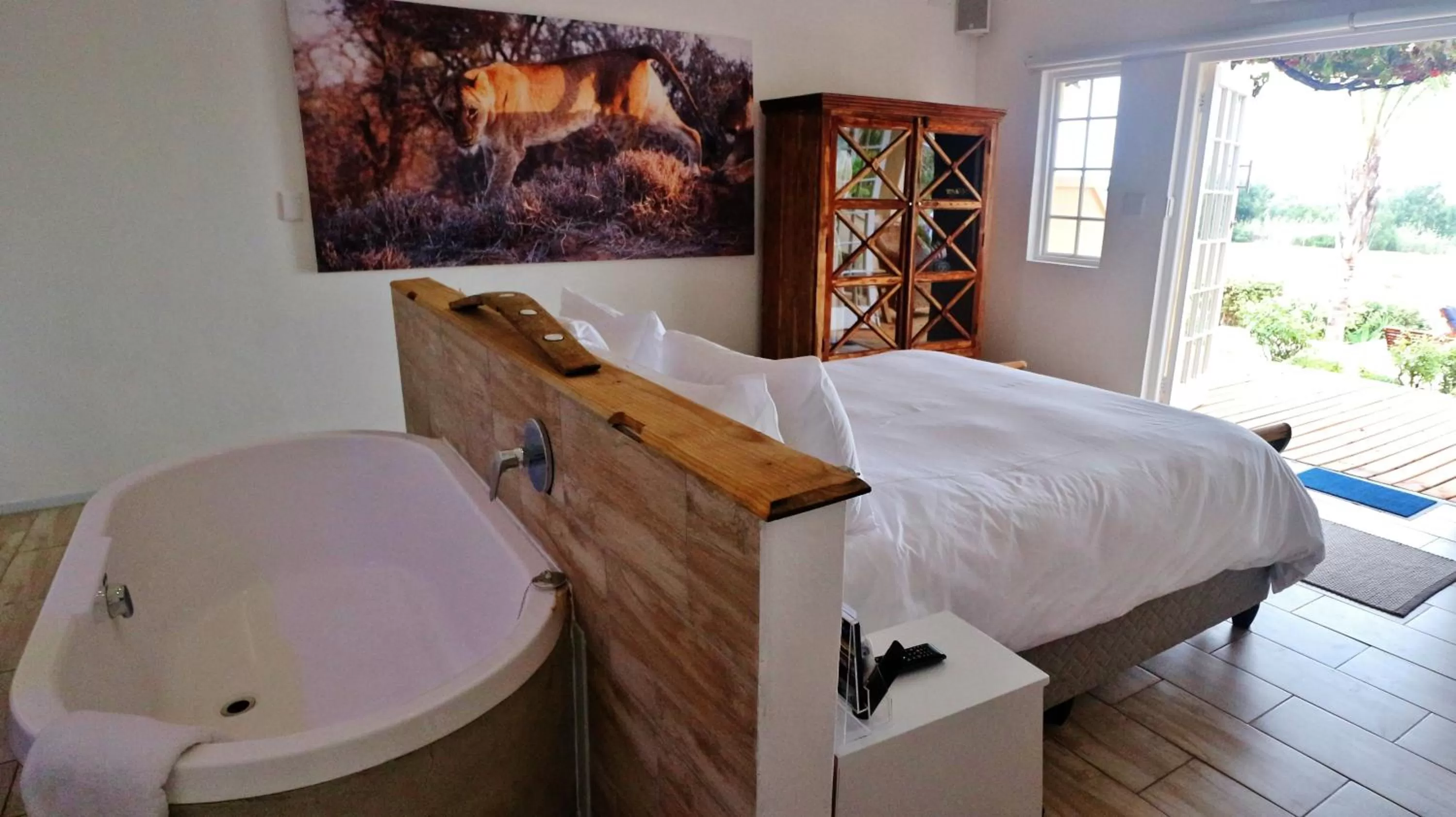 Photo of the whole room, Bed in theLAB Robertson