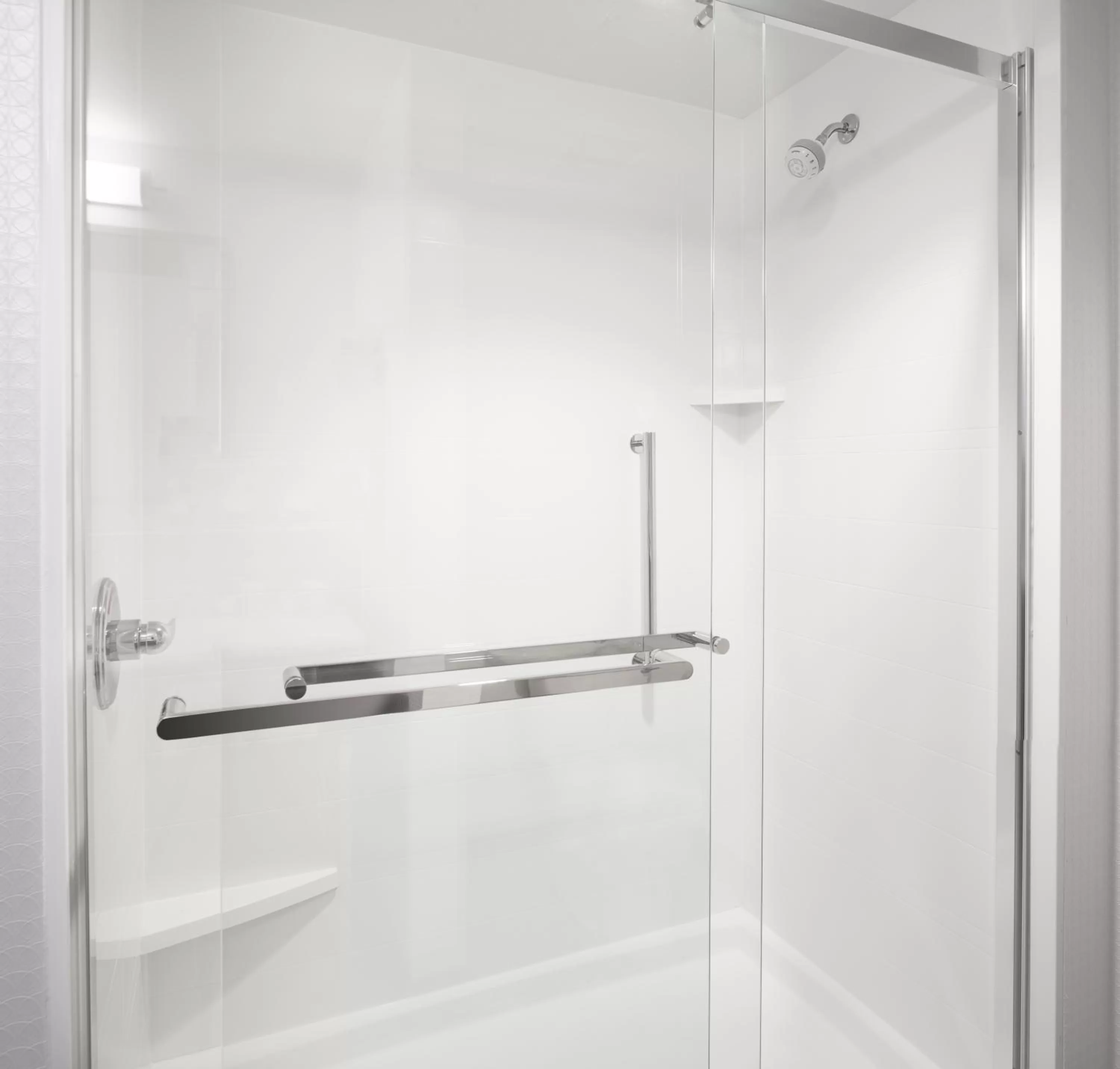 Bathroom in Hampton Inn By Hilton Wichita Northwest