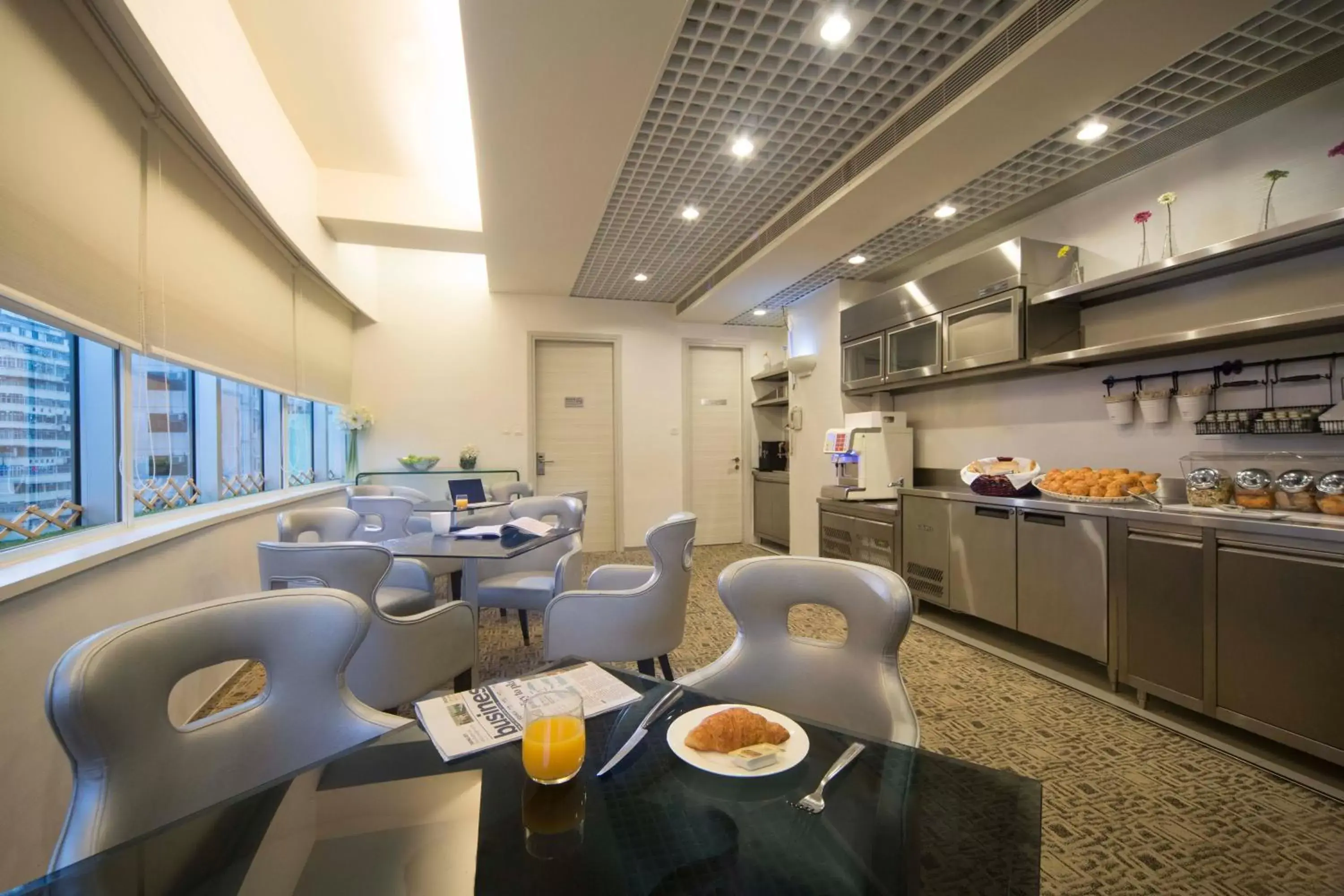 Breakfast, Restaurant/Places to Eat in iclub Wan Chai Hotel