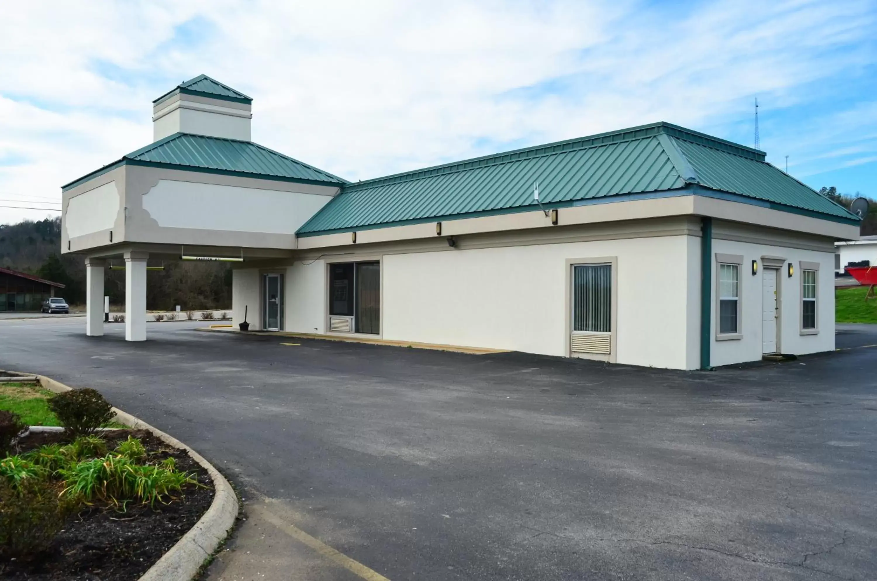 Facade/entrance, Property Building in Motel 6-Pulaski, TN