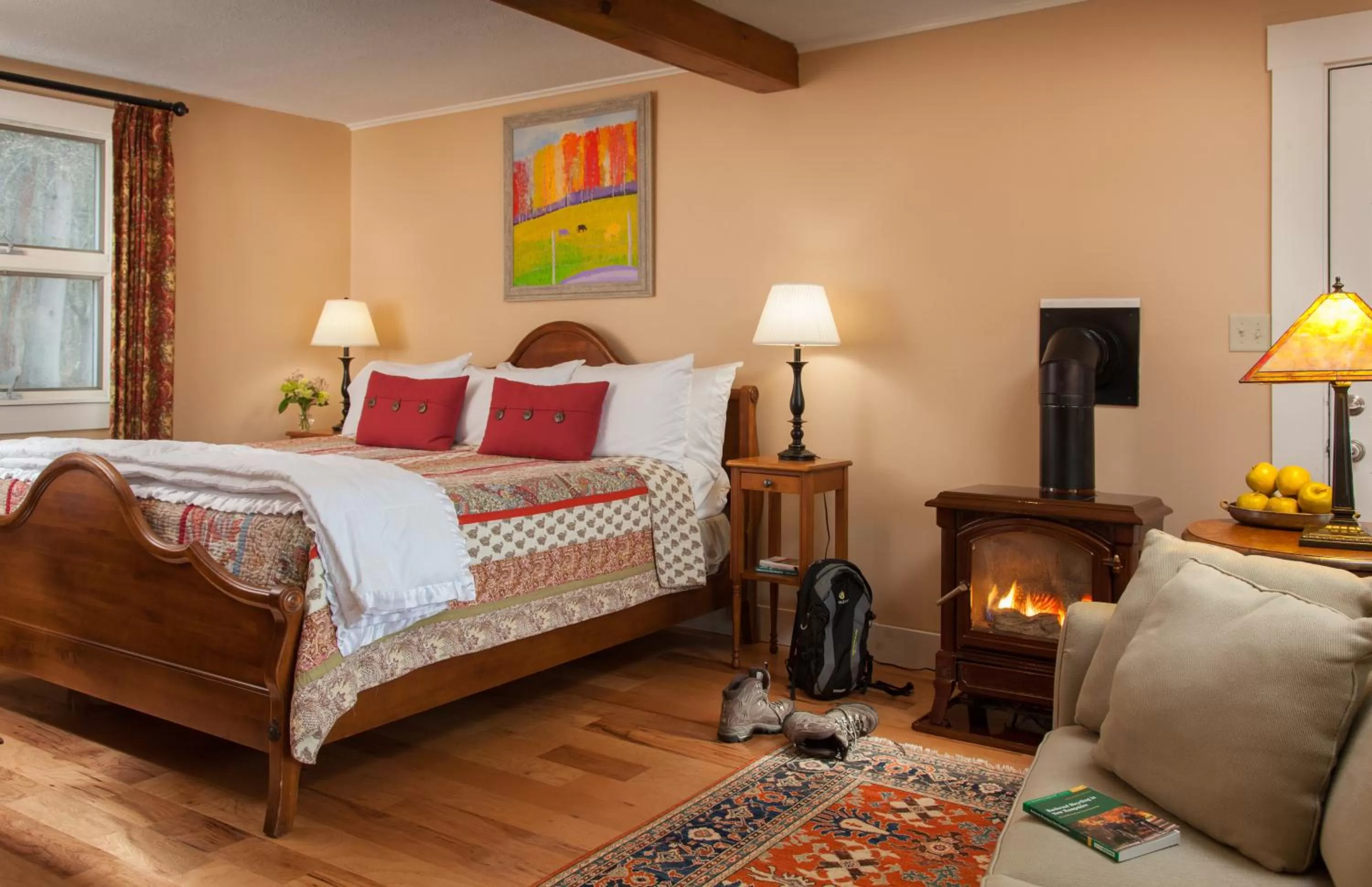 Bed in Sugar Hill Inn