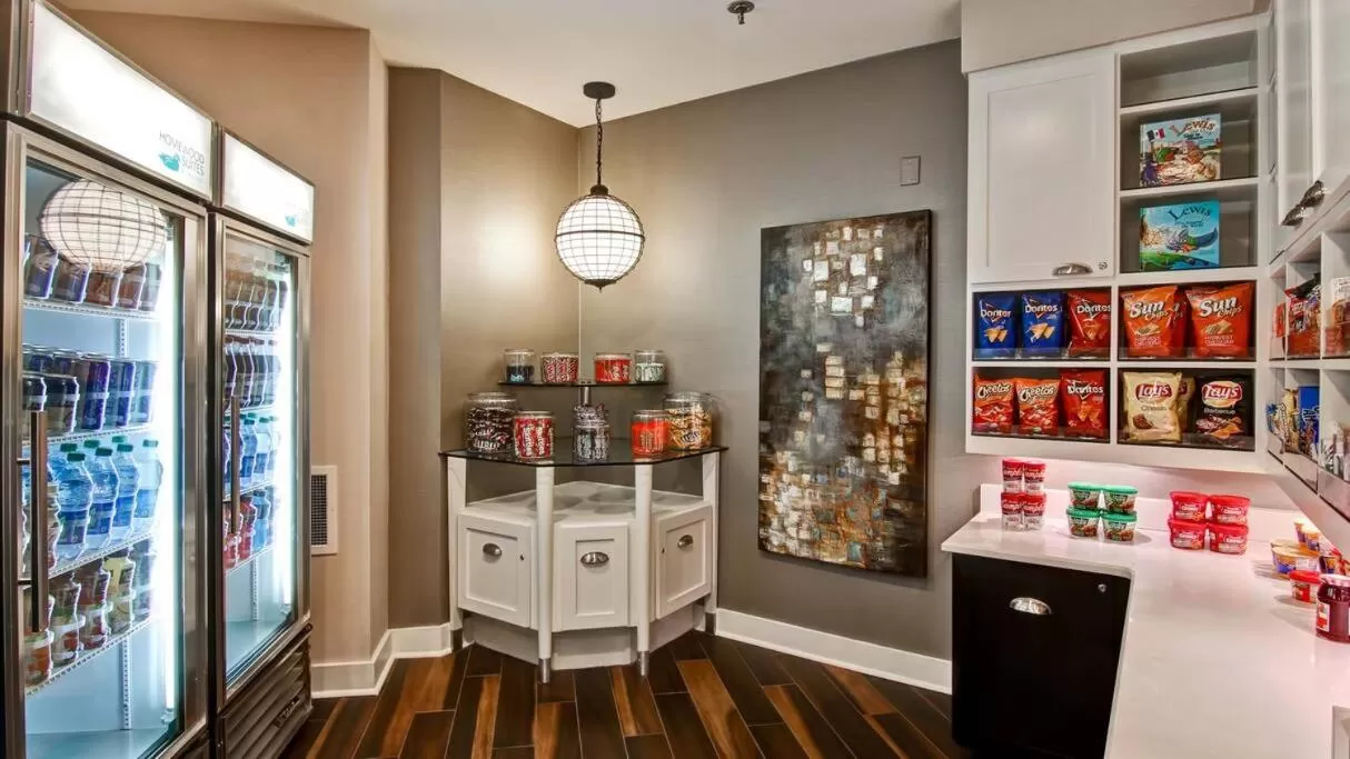 Poplar Inn and Suites