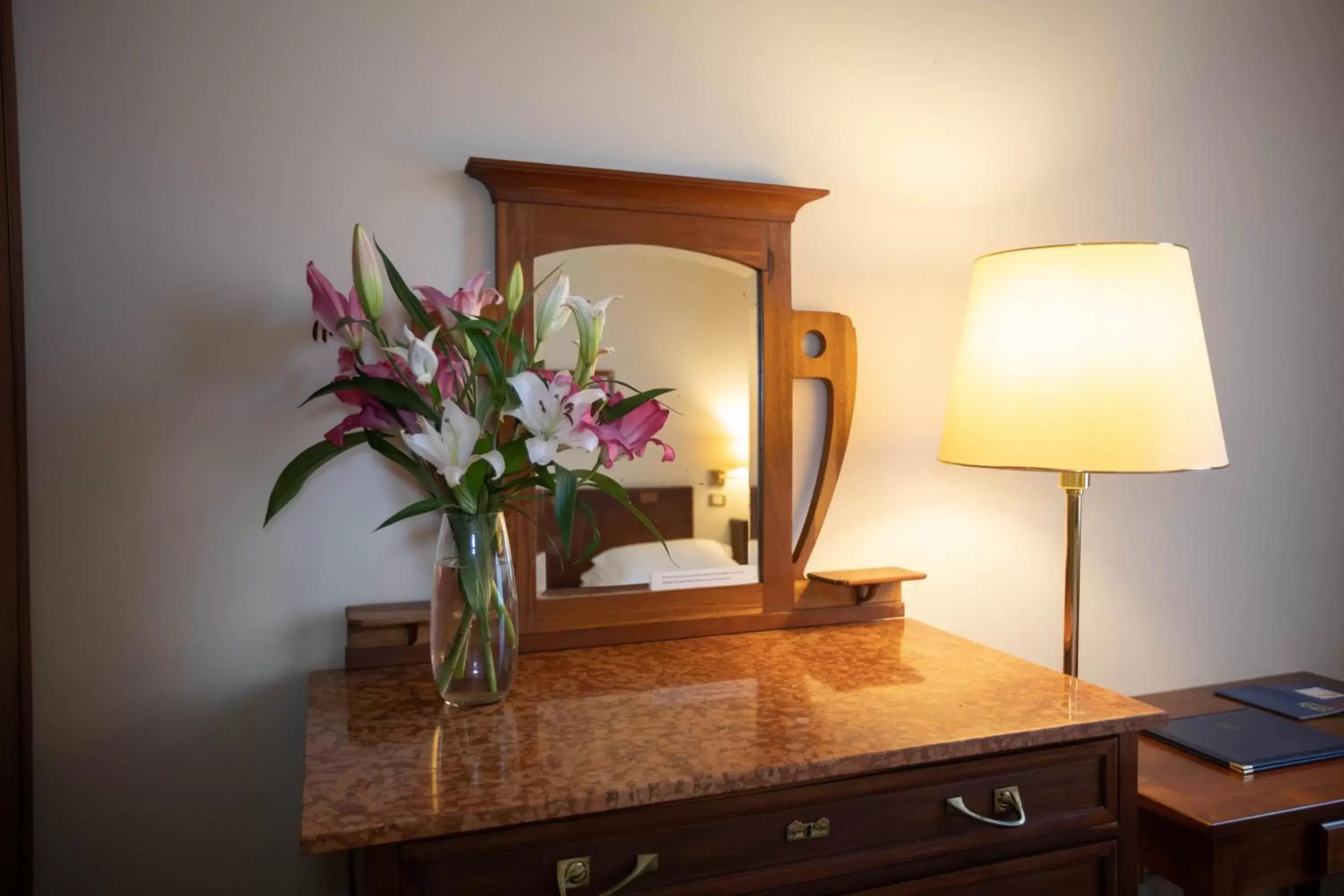 Bedroom, Lobby/Reception in Hotel Candiani