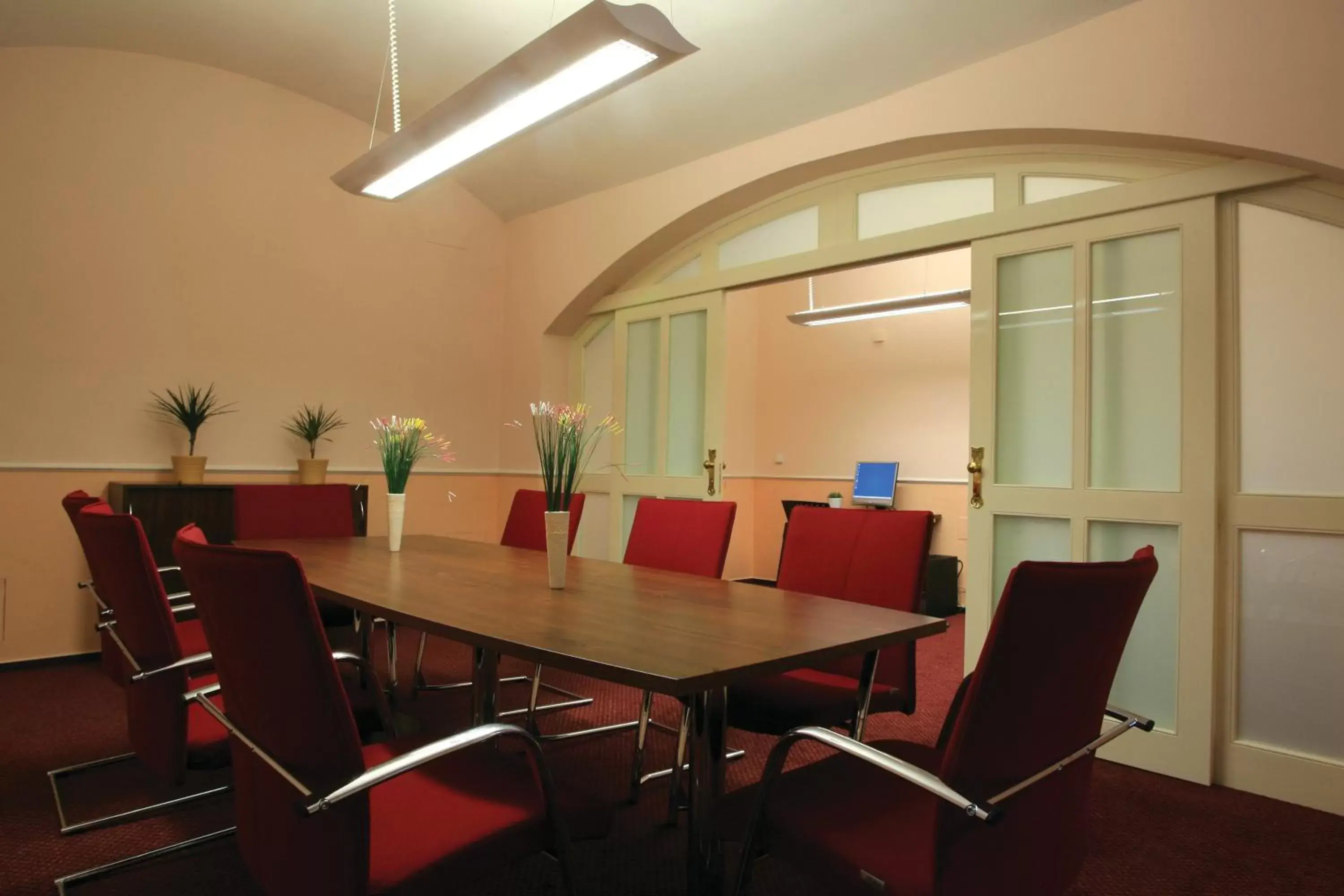 Meeting/conference room in Anna Hotel