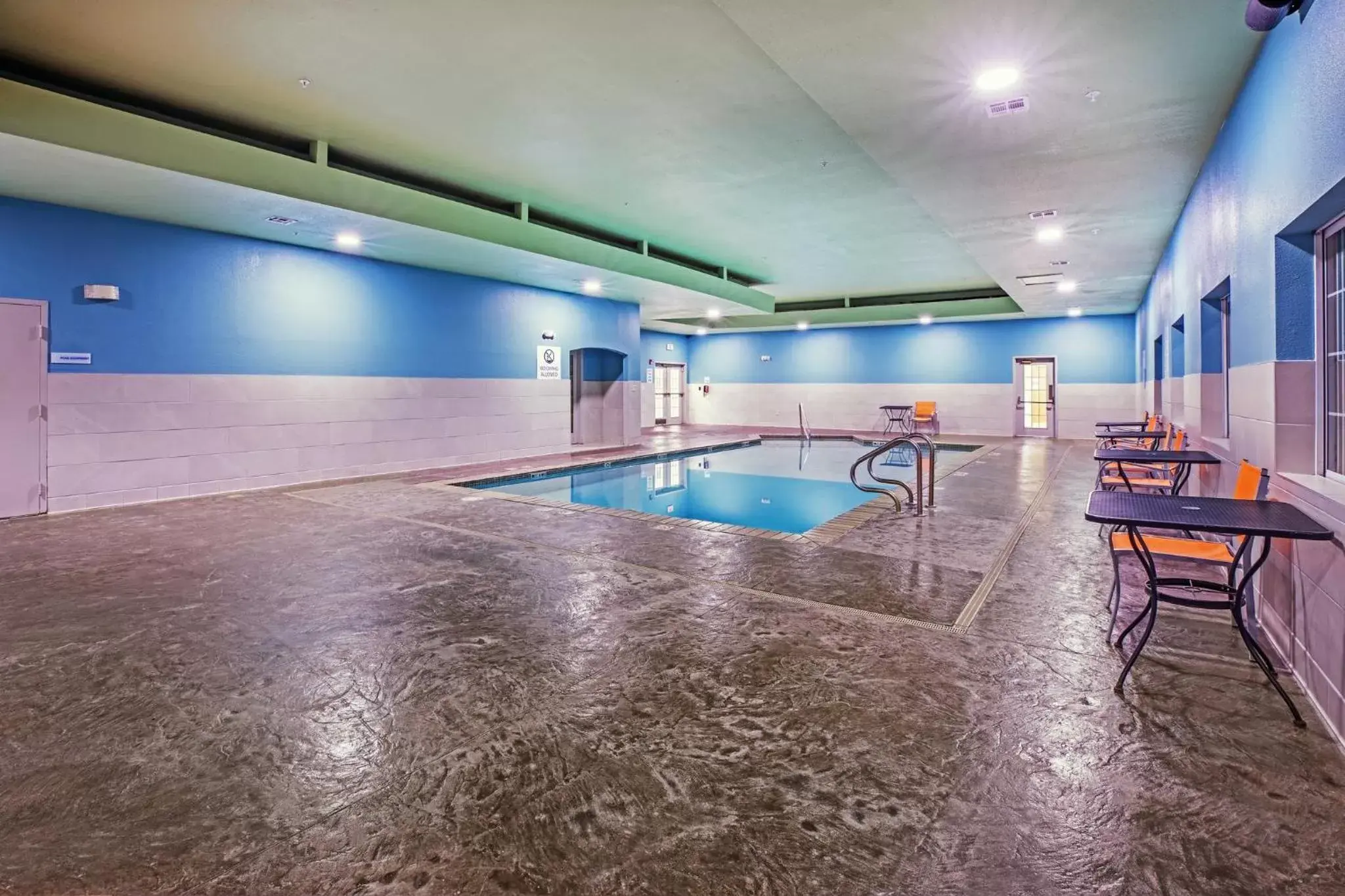 Swimming Pool in Holiday Inn Express Hotel and Suites Jenks, an IHG Hotel