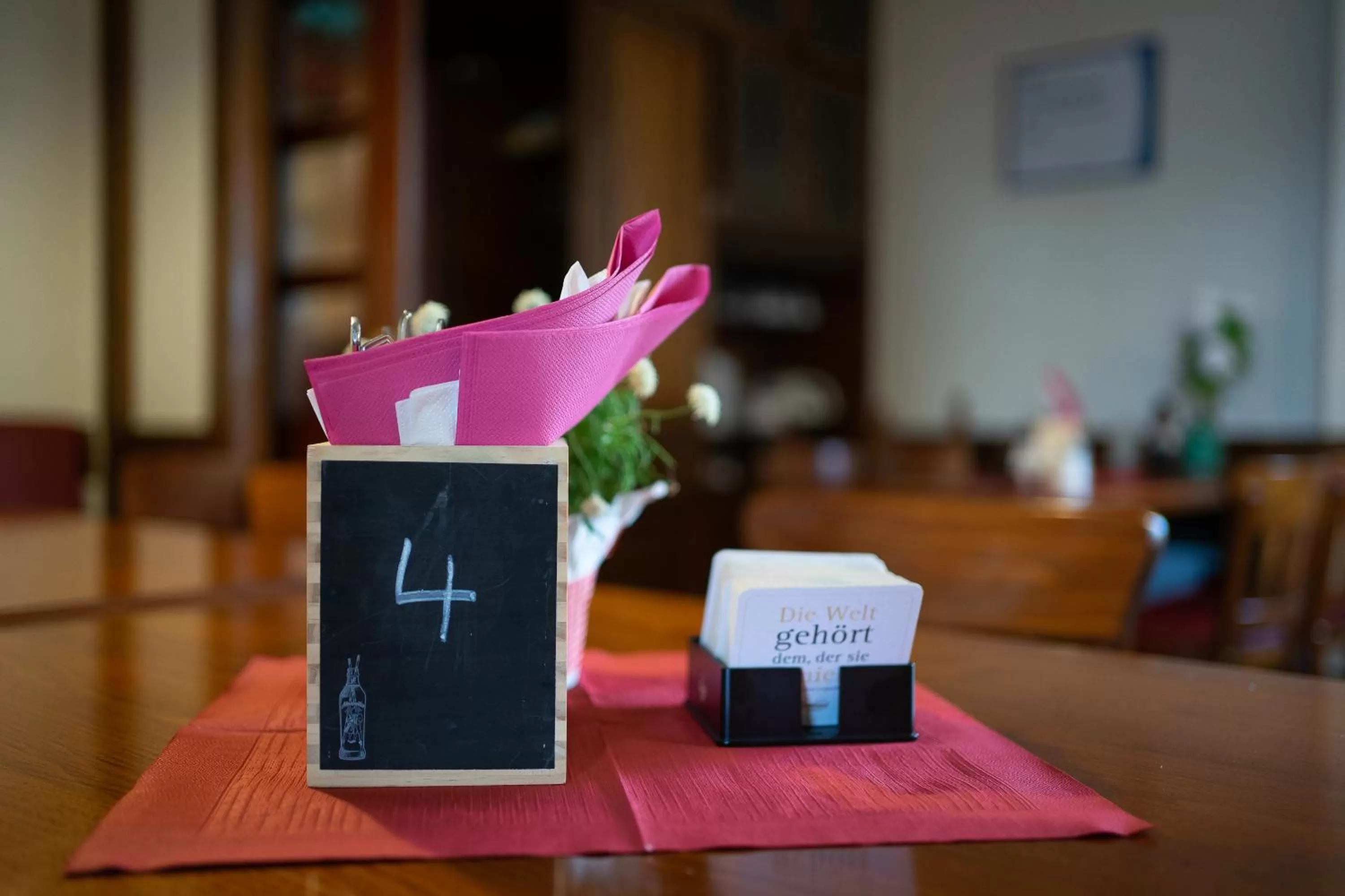 Restaurant/places to eat in Zwehrener Hof