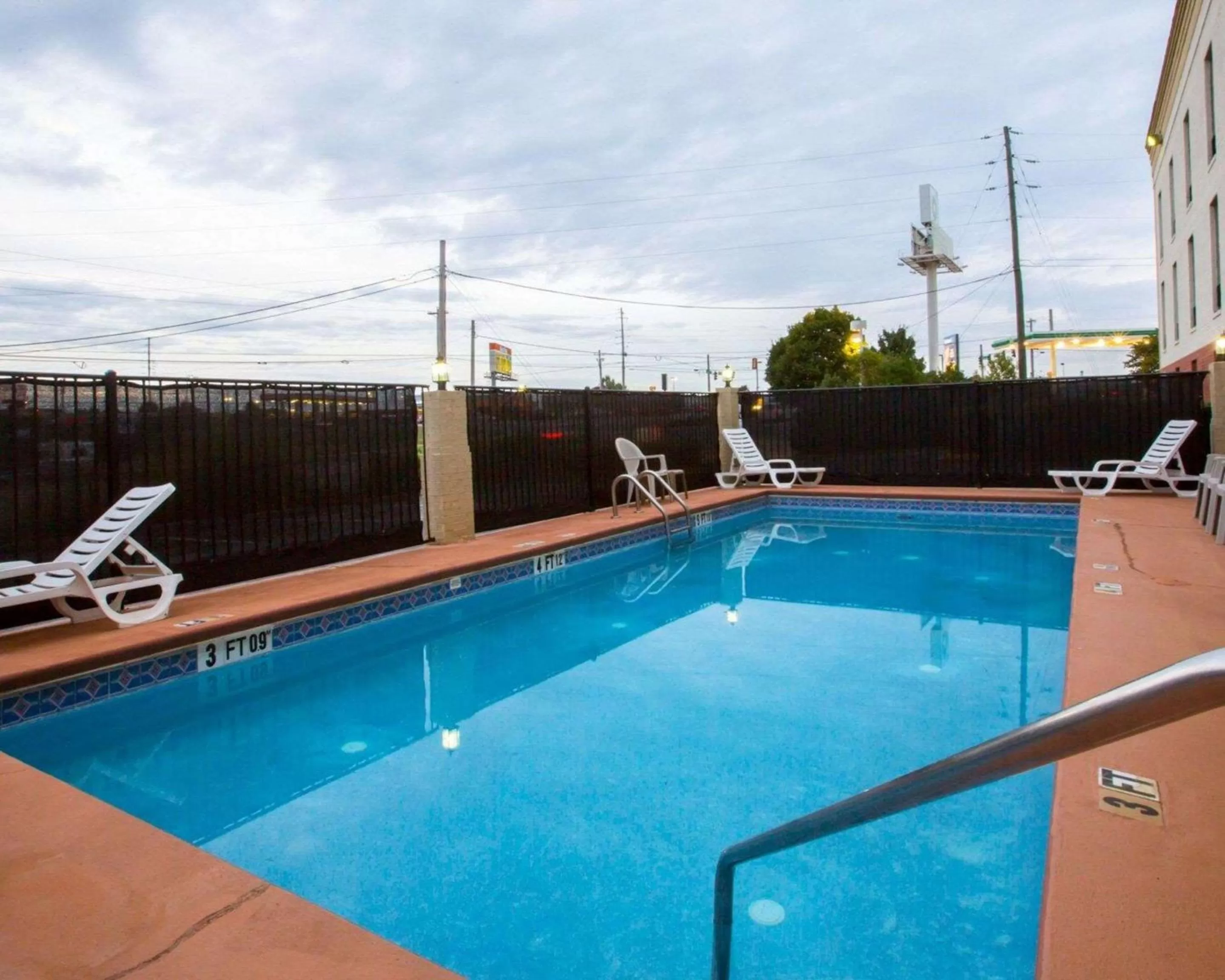 On site in Comfort Suites Cumming-Atlanta near Northside Hospital Forsyth