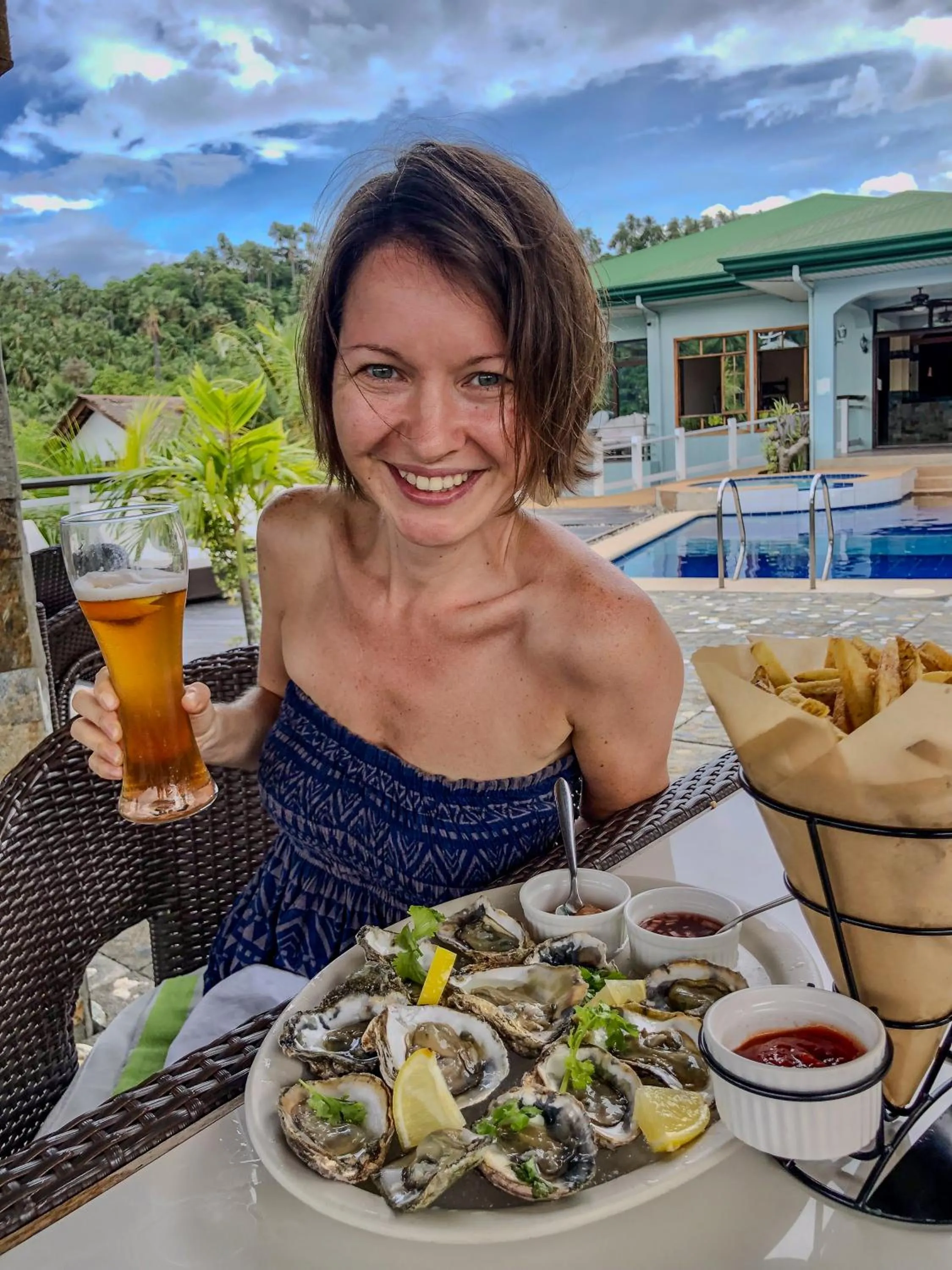 Restaurant/places to eat in Edgewater Dive & Spa Resort