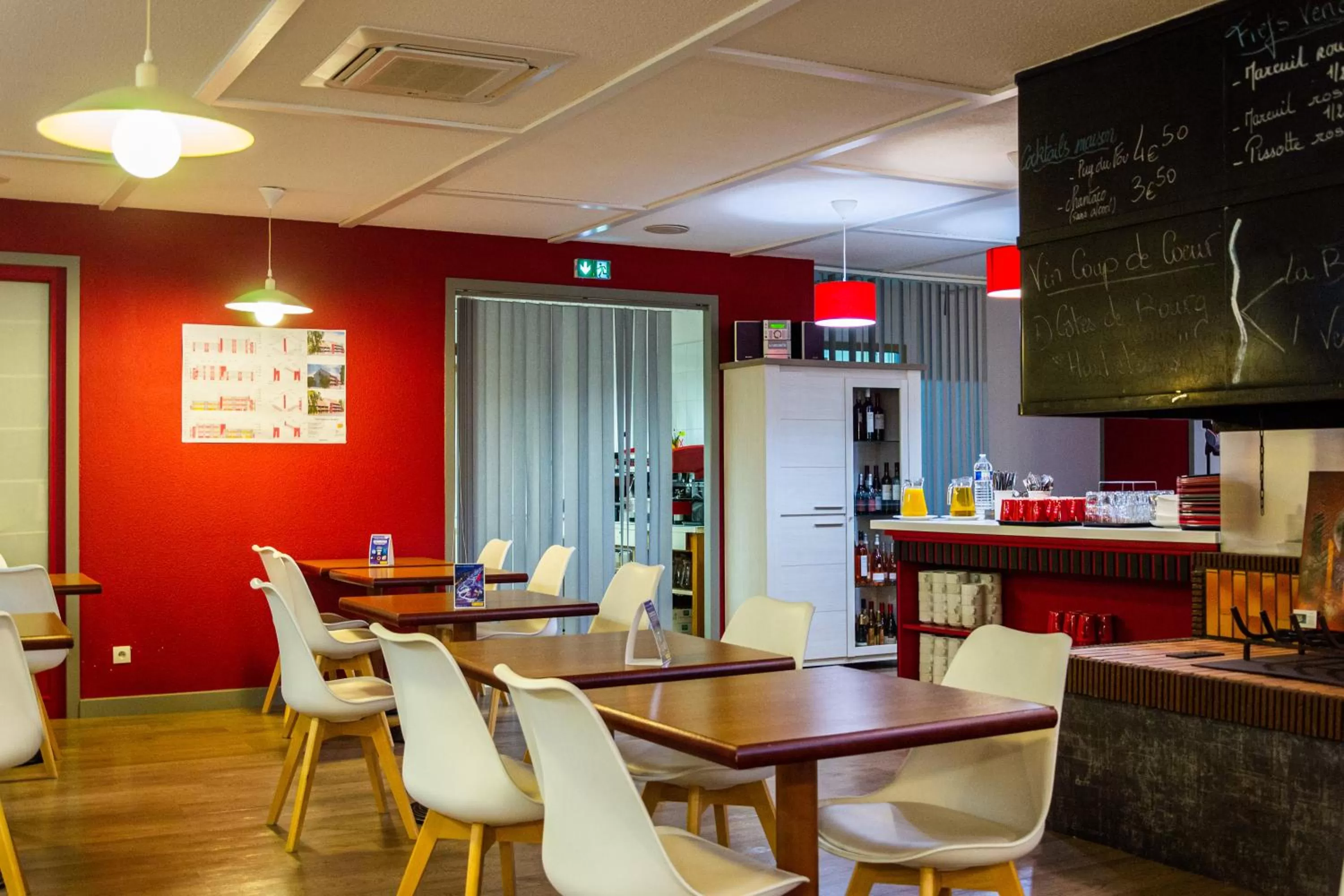 Buffet breakfast in initial by balladins La Roche-sur-Yon