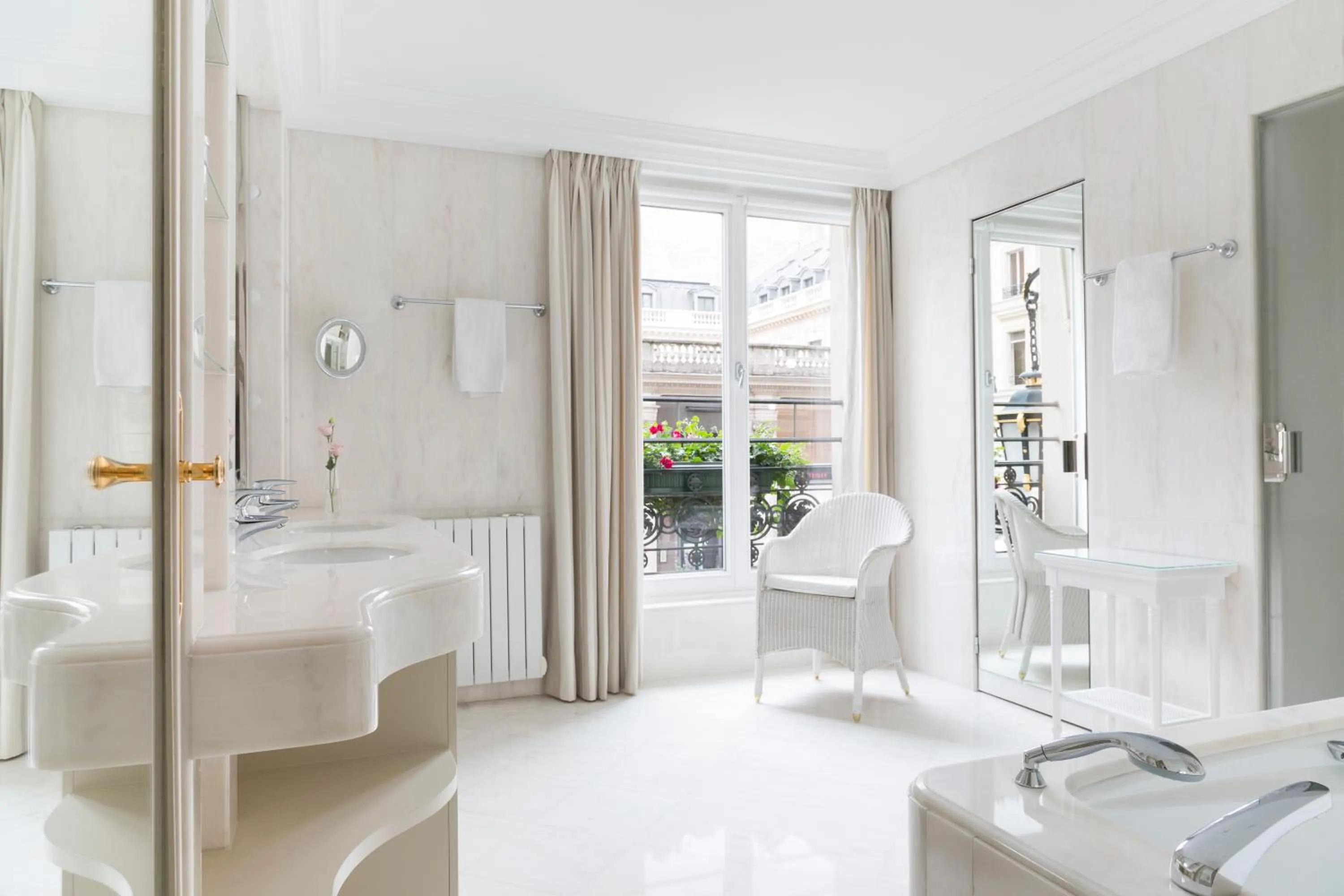 Bathroom in Le Bristol Paris, Oetker Hotels