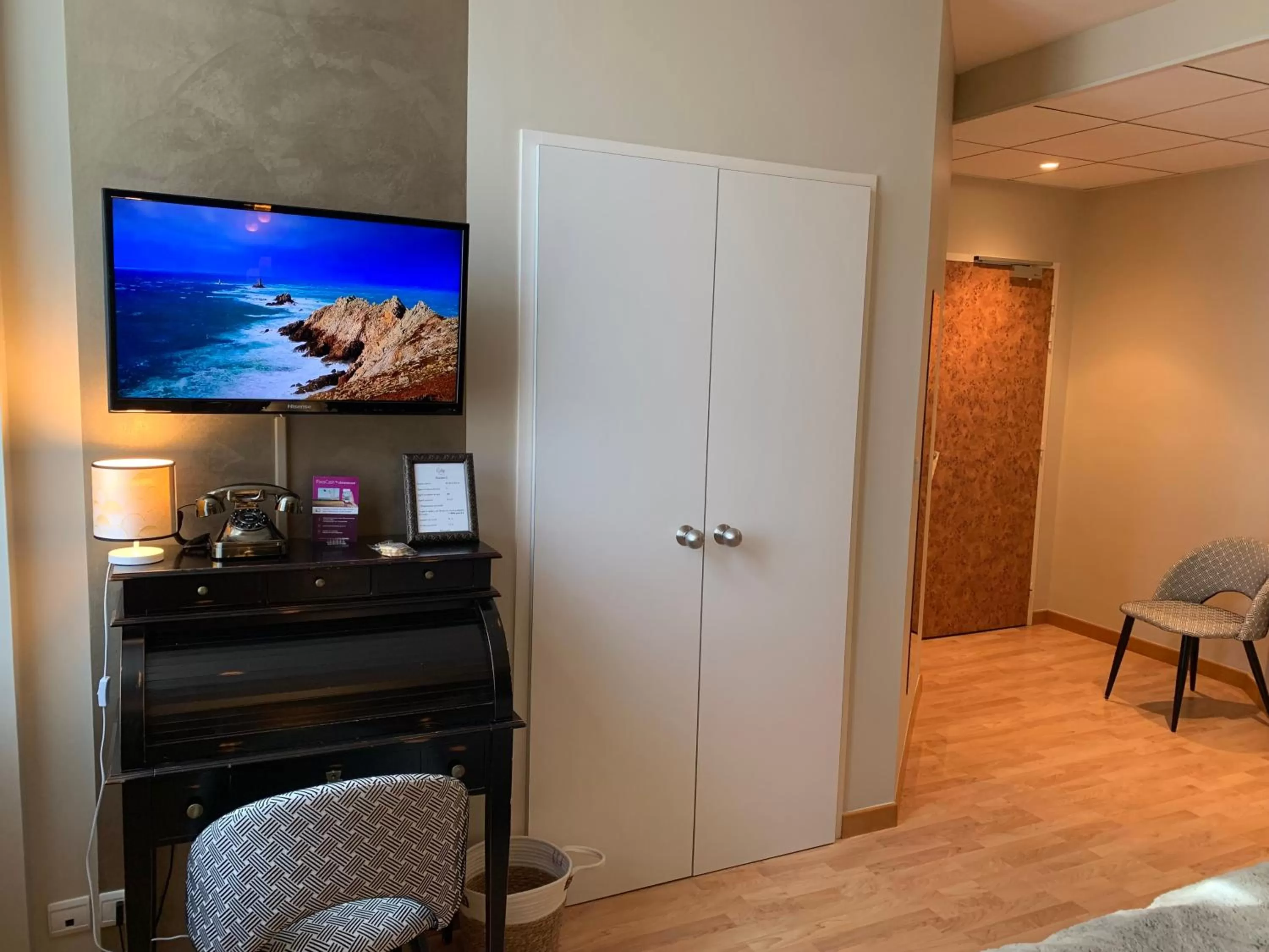 TV and multimedia in Hôtel Vintage