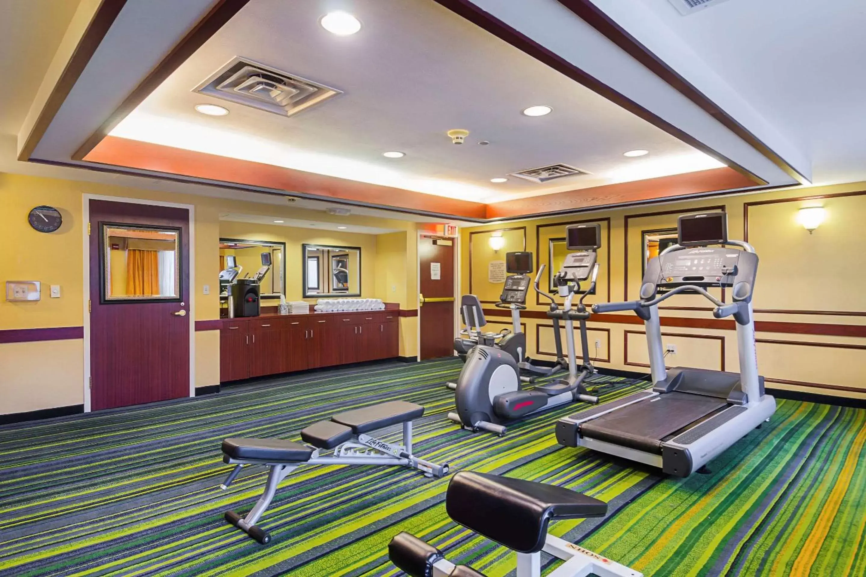 Fitness centre/facilities in Quality Inn Boston-Revere Fitness centre/facilities in Quality Inn Boston-Revere
