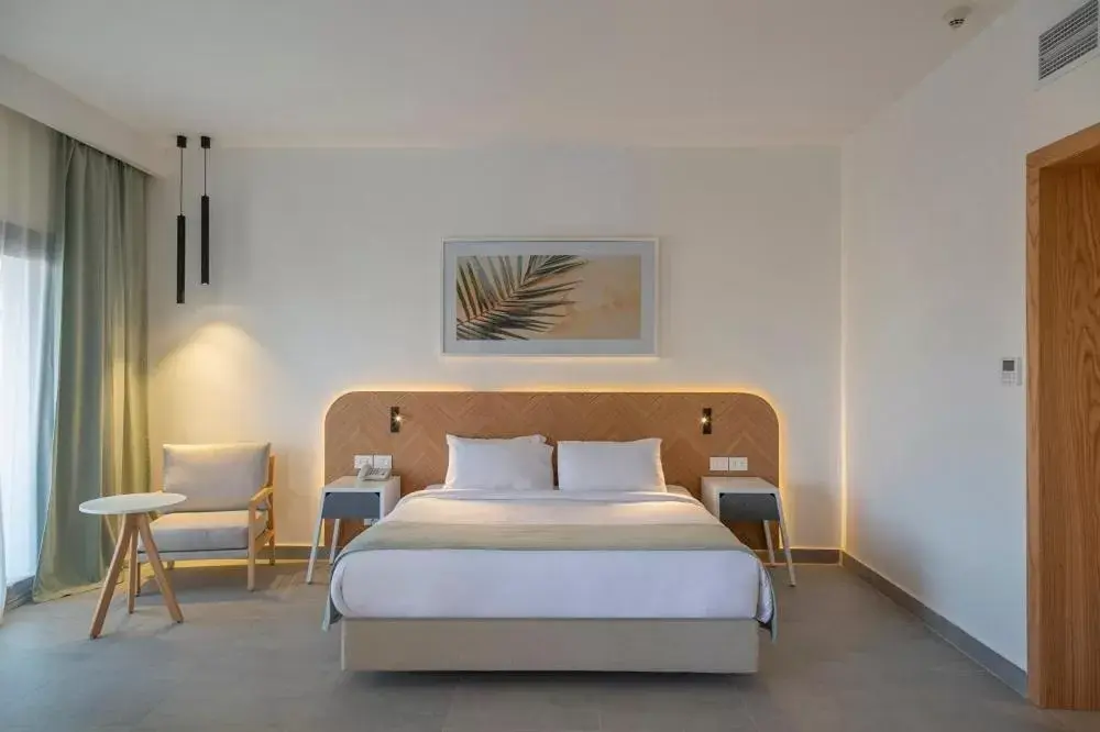 Bedroom, Bed in Amphoras Beach