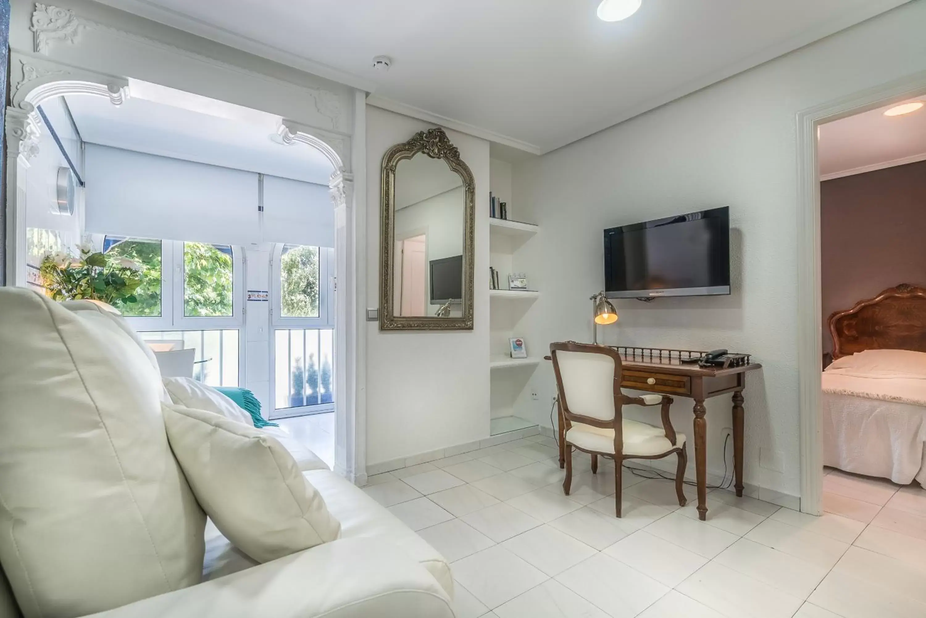 Photo of the whole room, Seating Area in Apartamentos Las Brisas