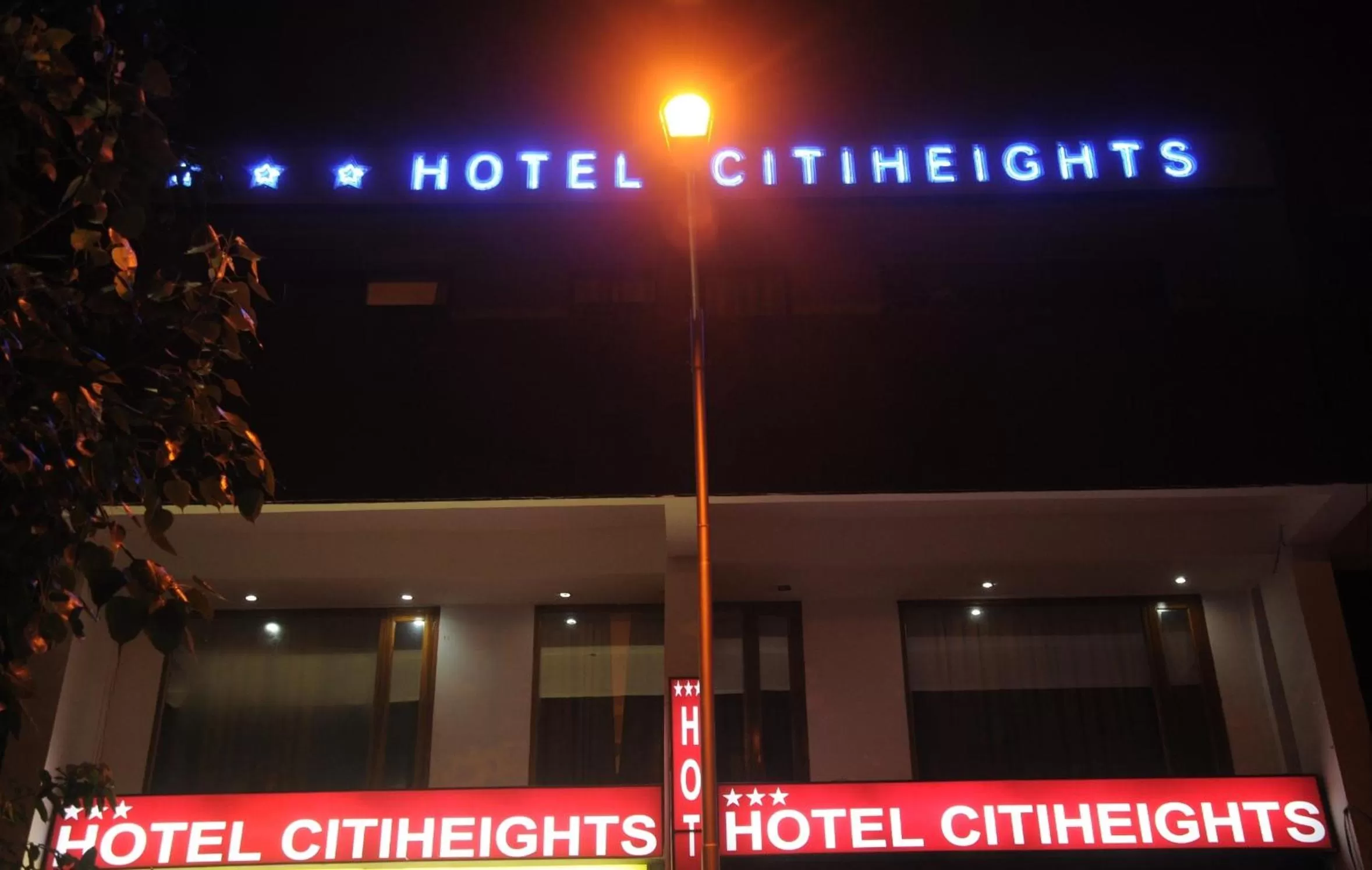 Property building in Hotel Citi Heights