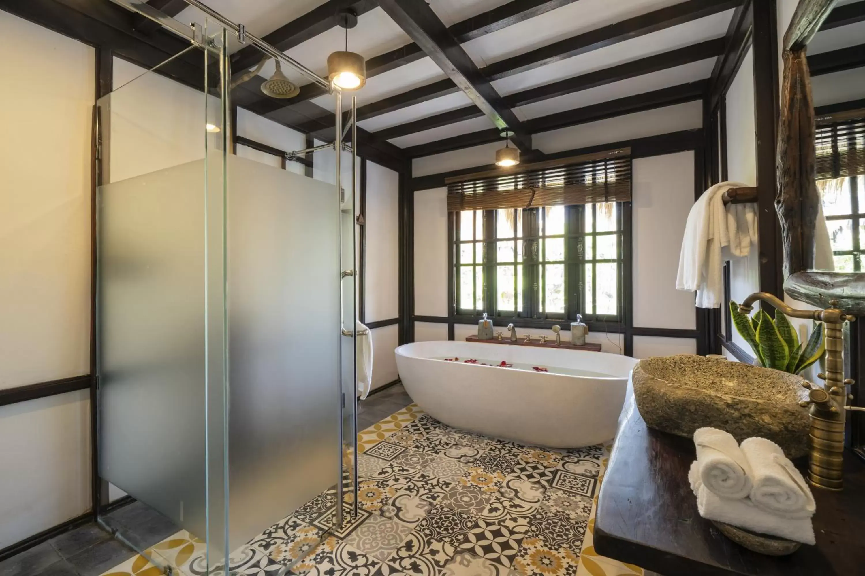 Bathroom in Zest Villas & Spa Hoi An