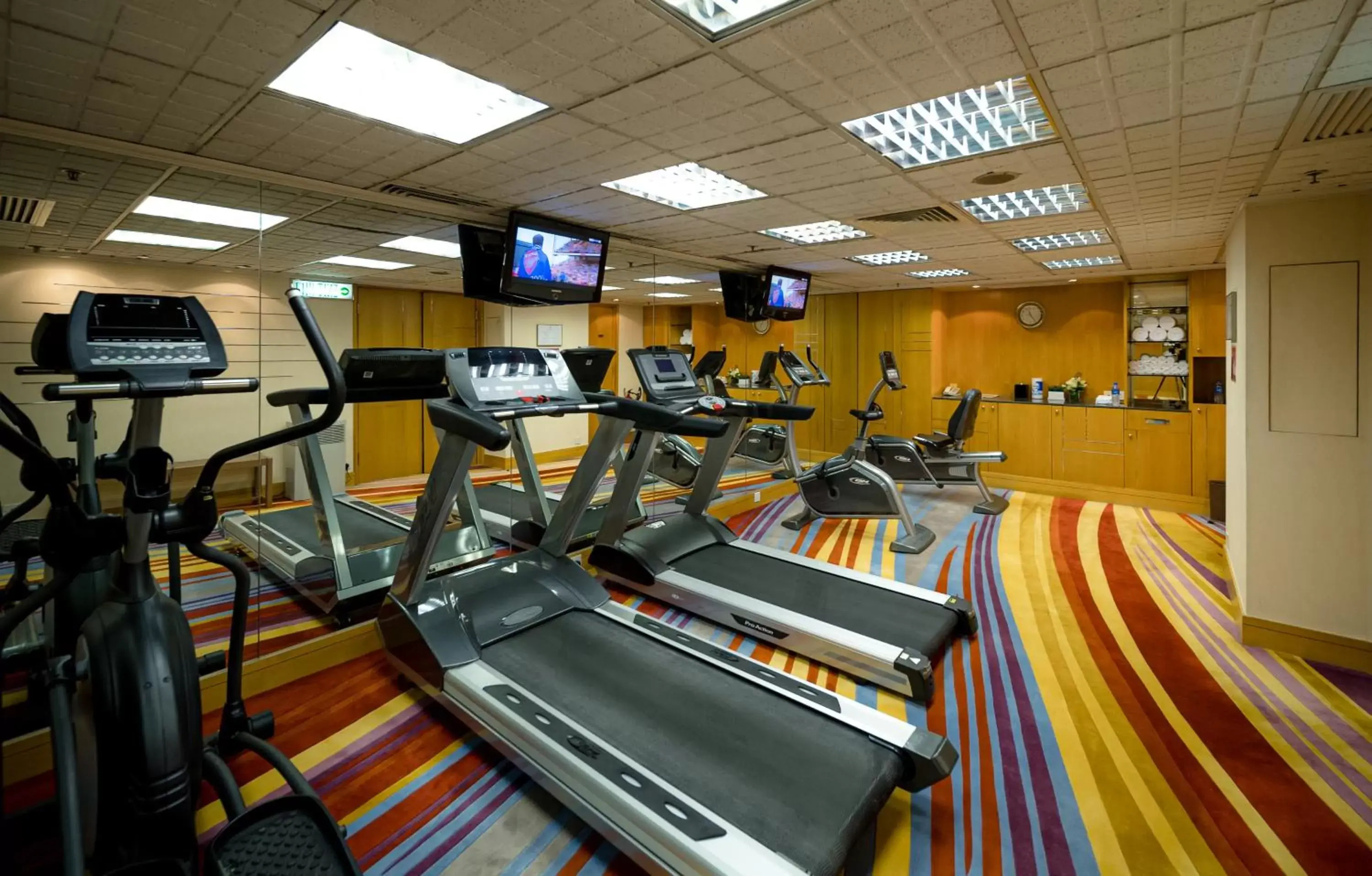 Fitness centre/facilities, Fitness Center/Facilities in Gloucester Luk Kwok Hong Kong
