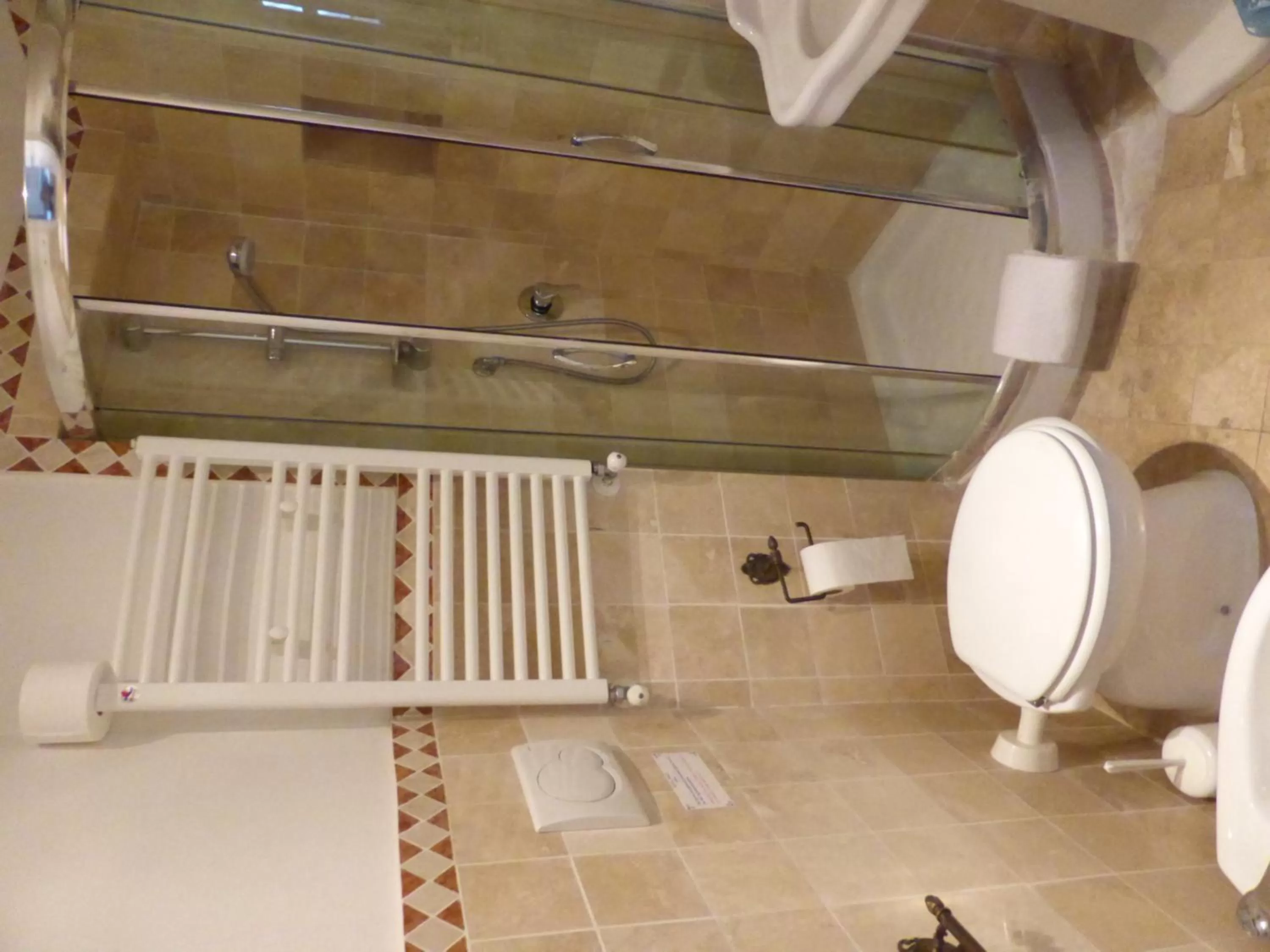 Bathroom in Hotel Prati