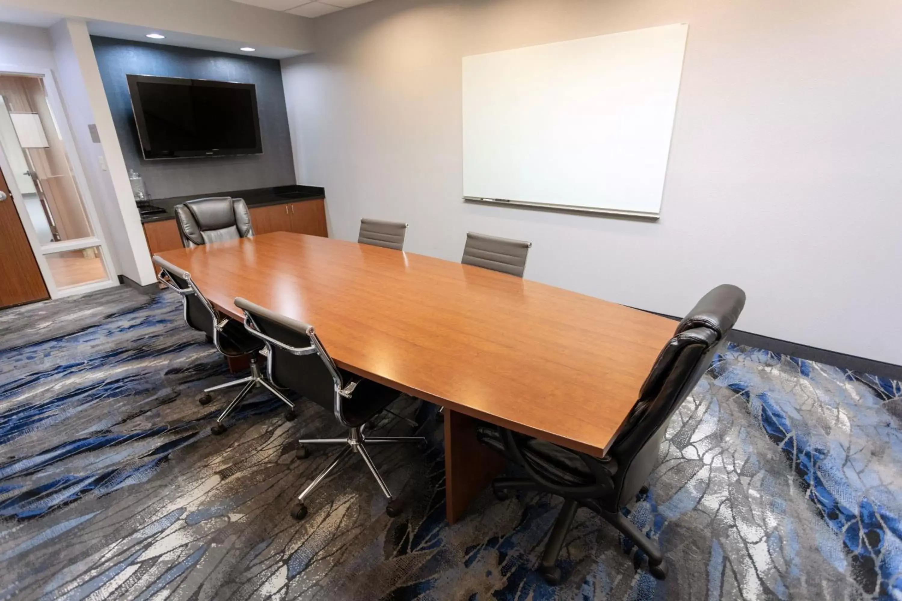 Meeting/conference room, TV/Entertainment Center in Fairfield Inn & Suites by Marriott Athens I-65