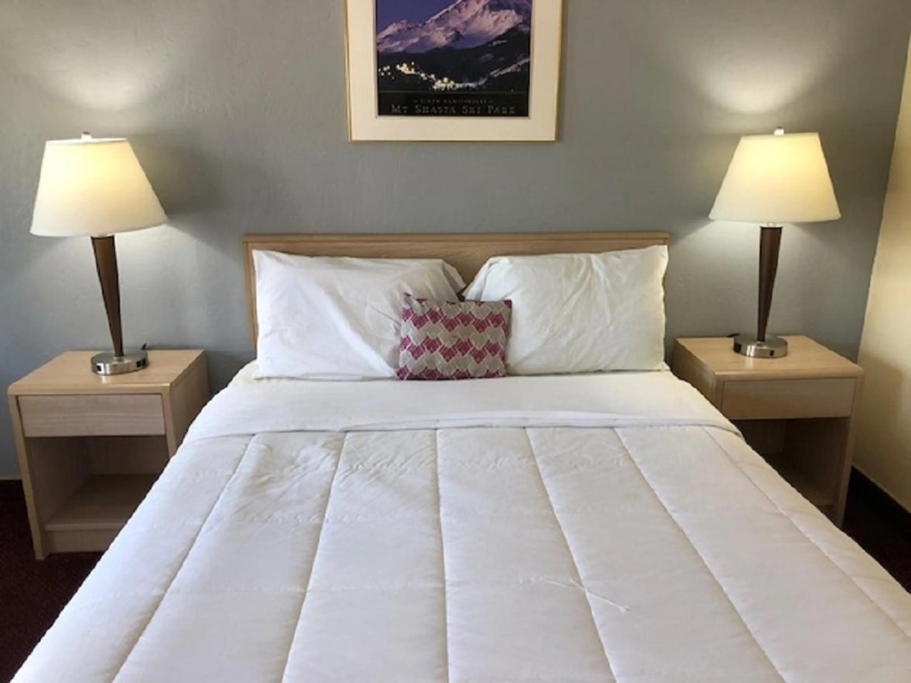 Superior Queen Room in A1 Choice Inn
