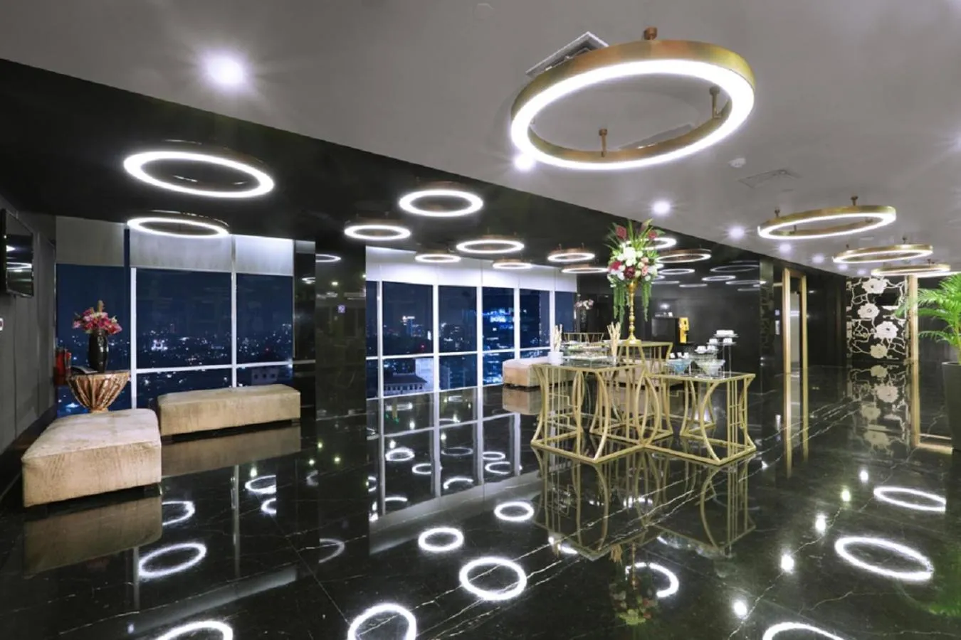 Business facilities in Aston Priority Simatupang Hotel and Conference Center