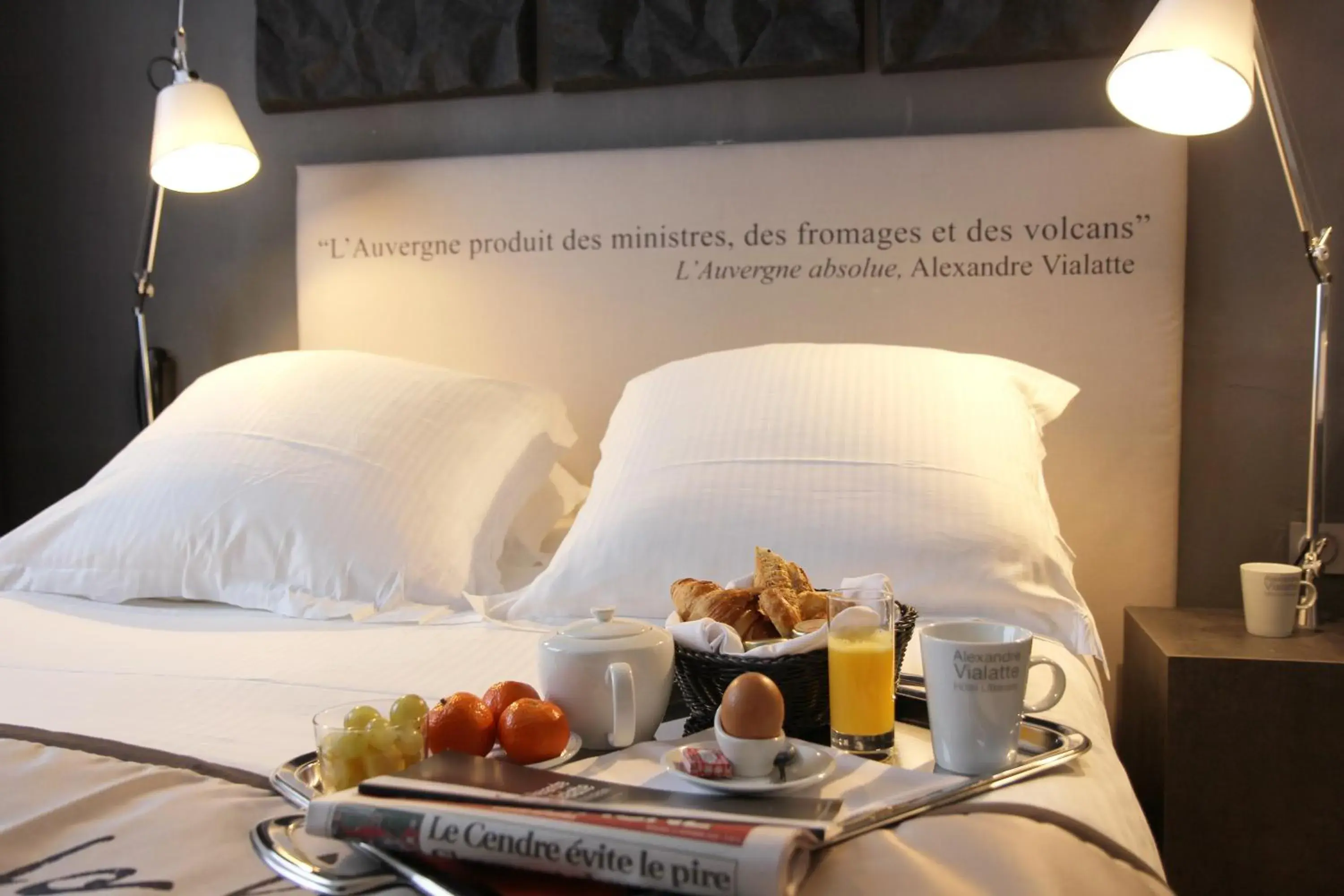 Buffet breakfast, Bed in Hotel Litteraire Alexandre Vialatte, BW Signature Collection Buffet breakfast, Bed in Hotel Litteraire Alexandre Vialatte, BW Signature Collection