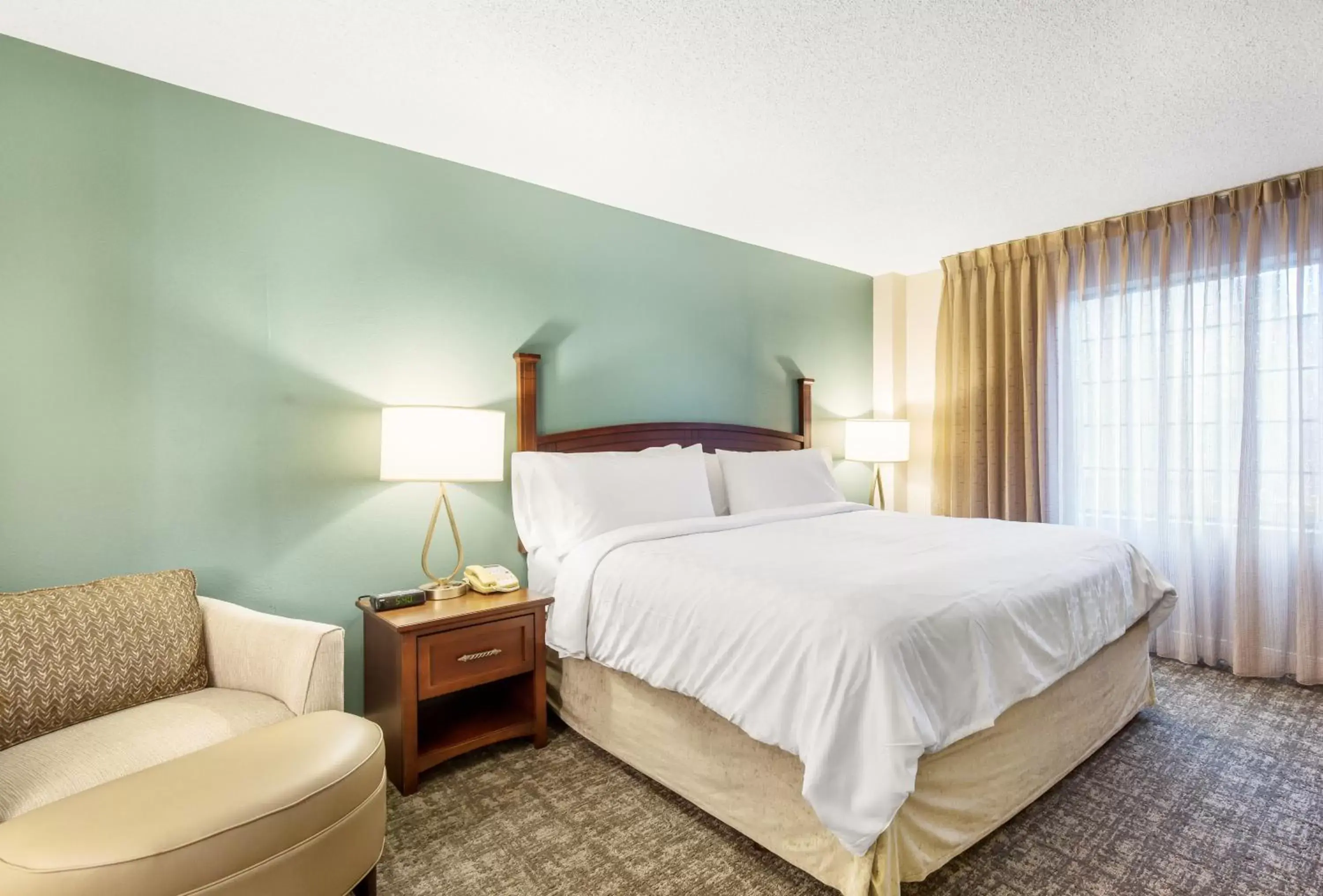 Bed in Staybridge Suites Chesapeake-Virginia Beach, an IHG Hotel