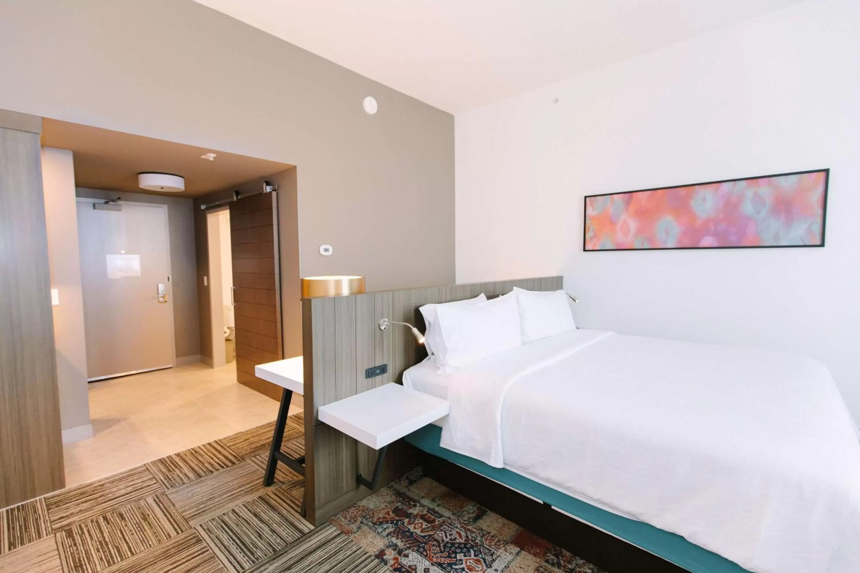 Bed in Hilton Garden Inn Winter Park, FL