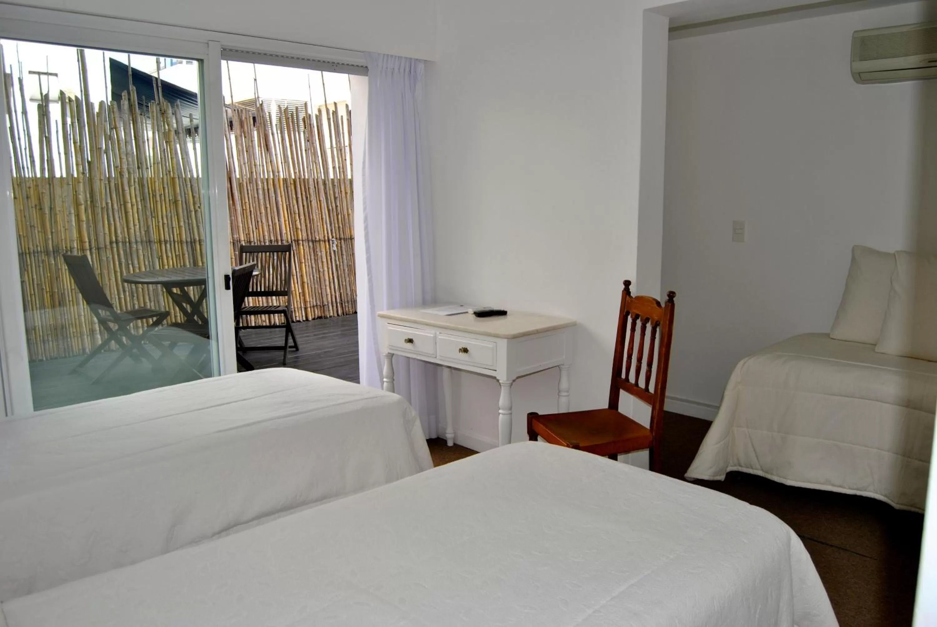 Decorative detail, Bed in Hotel Castilla