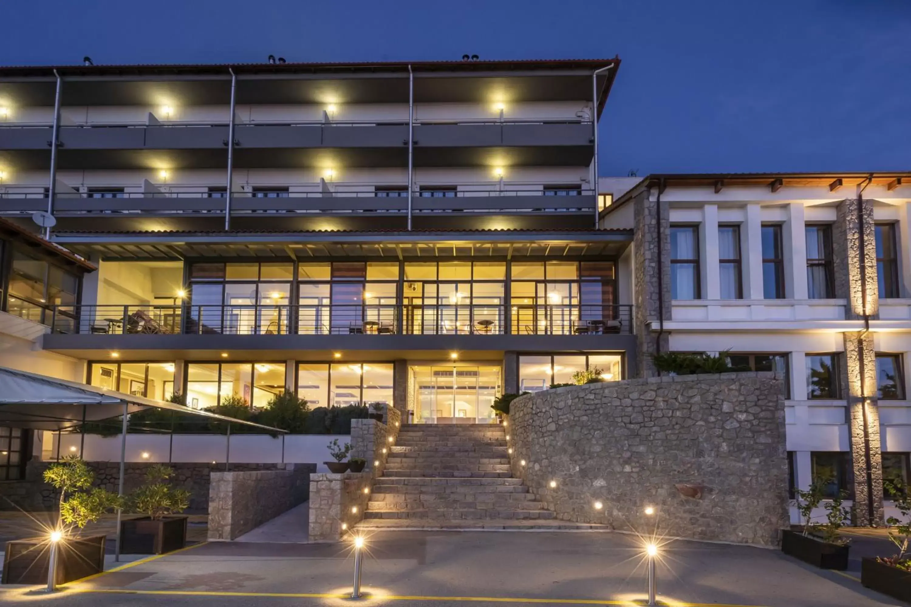 Facade/entrance, Property Building in Domotel Anemolia Mountain Resort