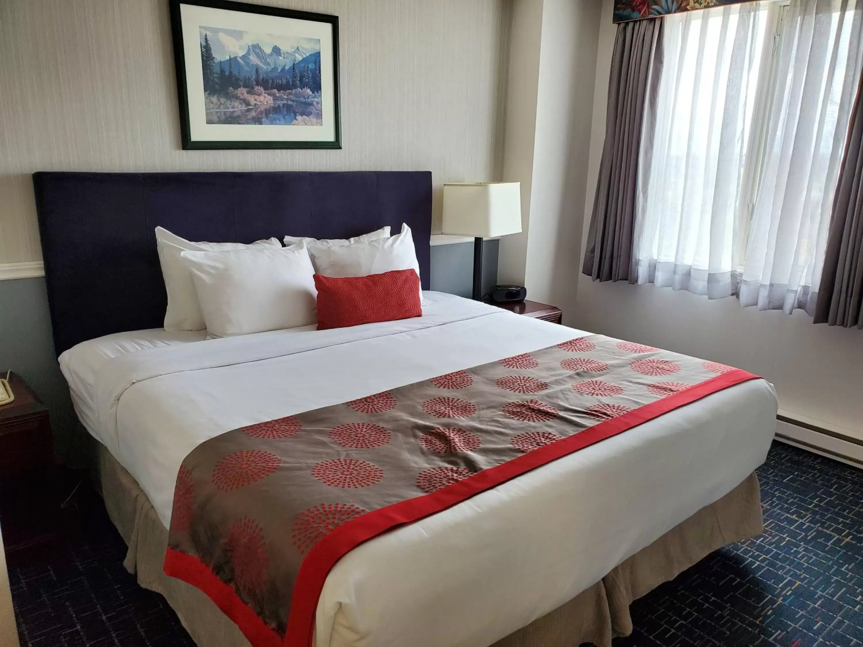 Plaza Suite in DIVYA SUTRA Riviera Plaza and Conference Centre Calgary Airport
