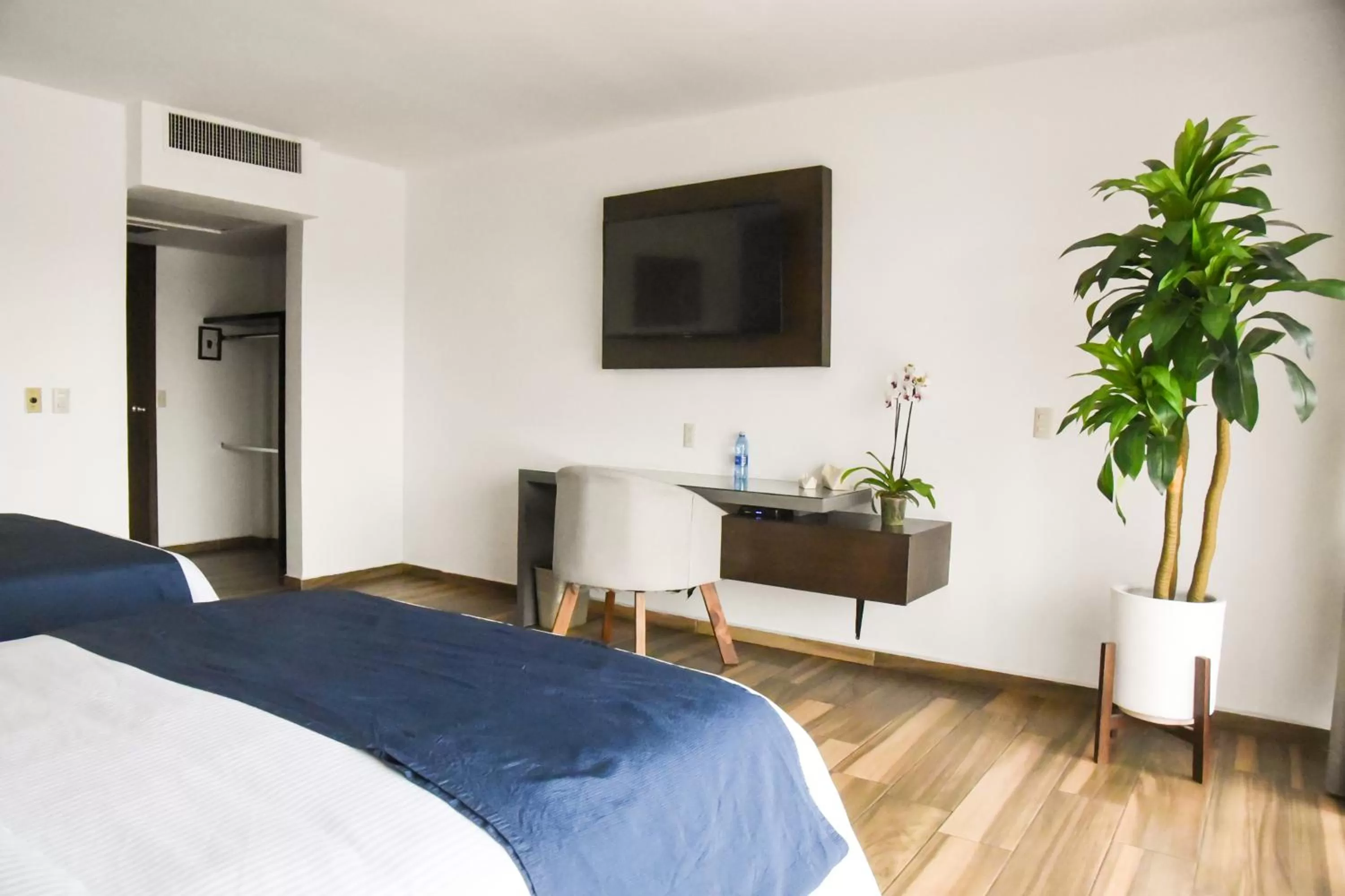 Bedroom, Bed in Hotel Expo Plaza Business and Family Guadalajara