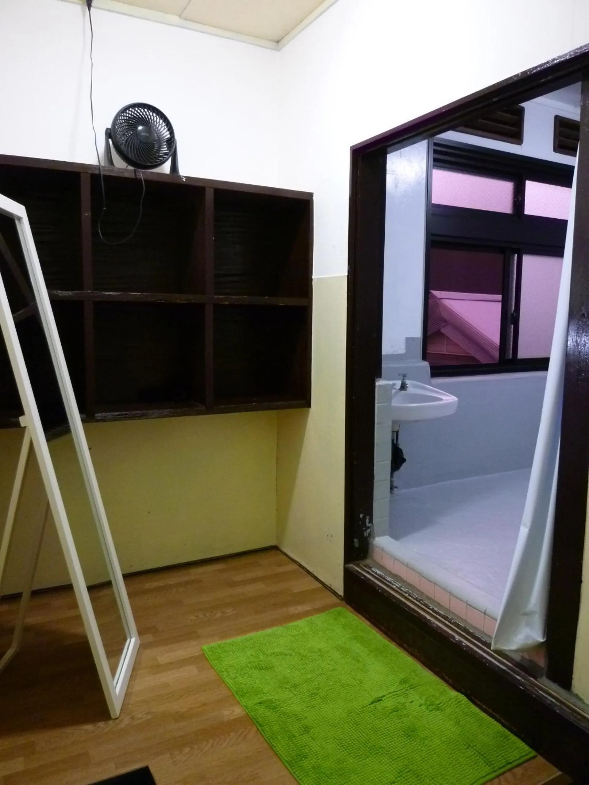 Shower in Guest House Danran