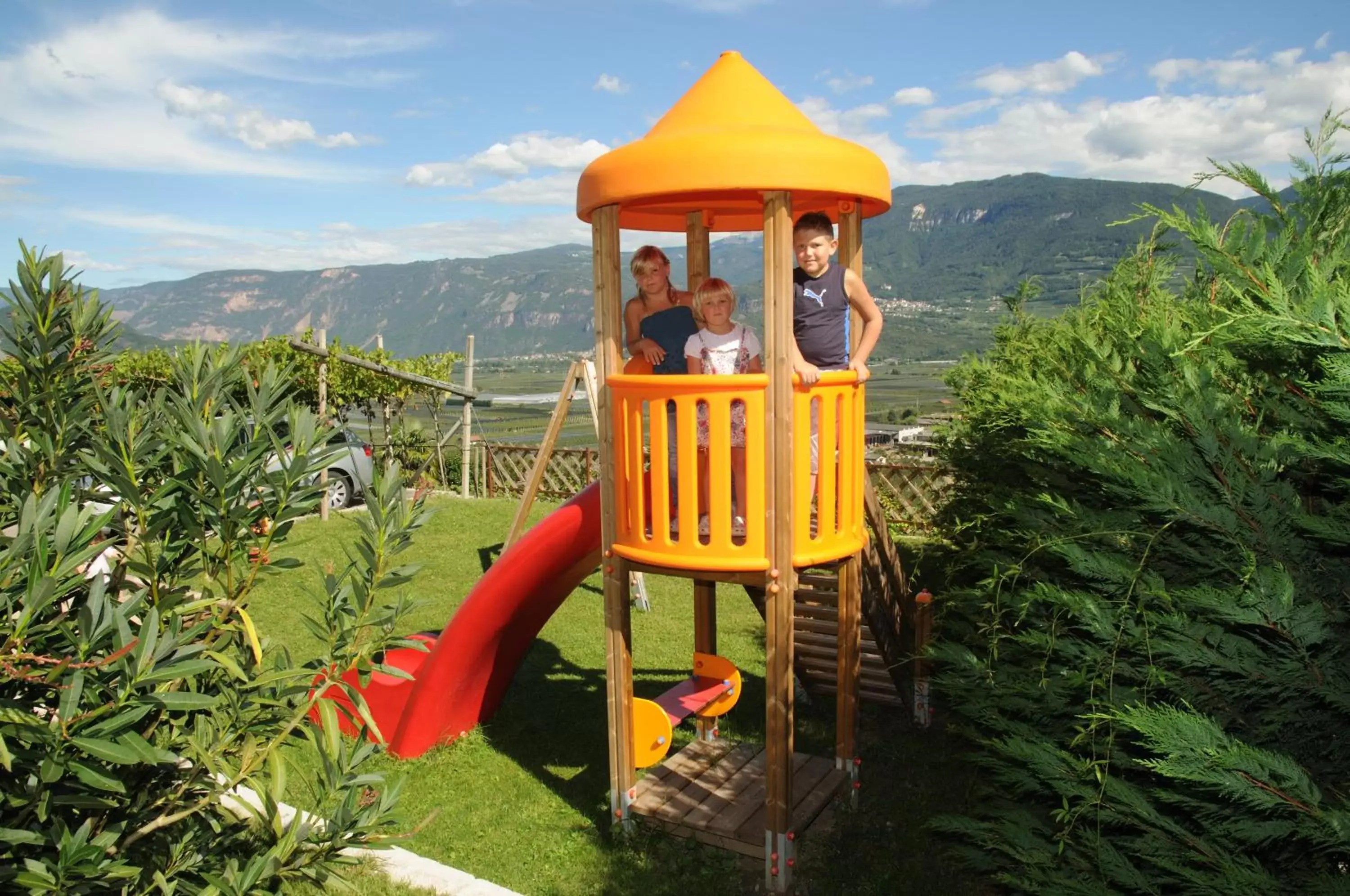 Family, Children's Play Area in Garni Hotel Ritterhof