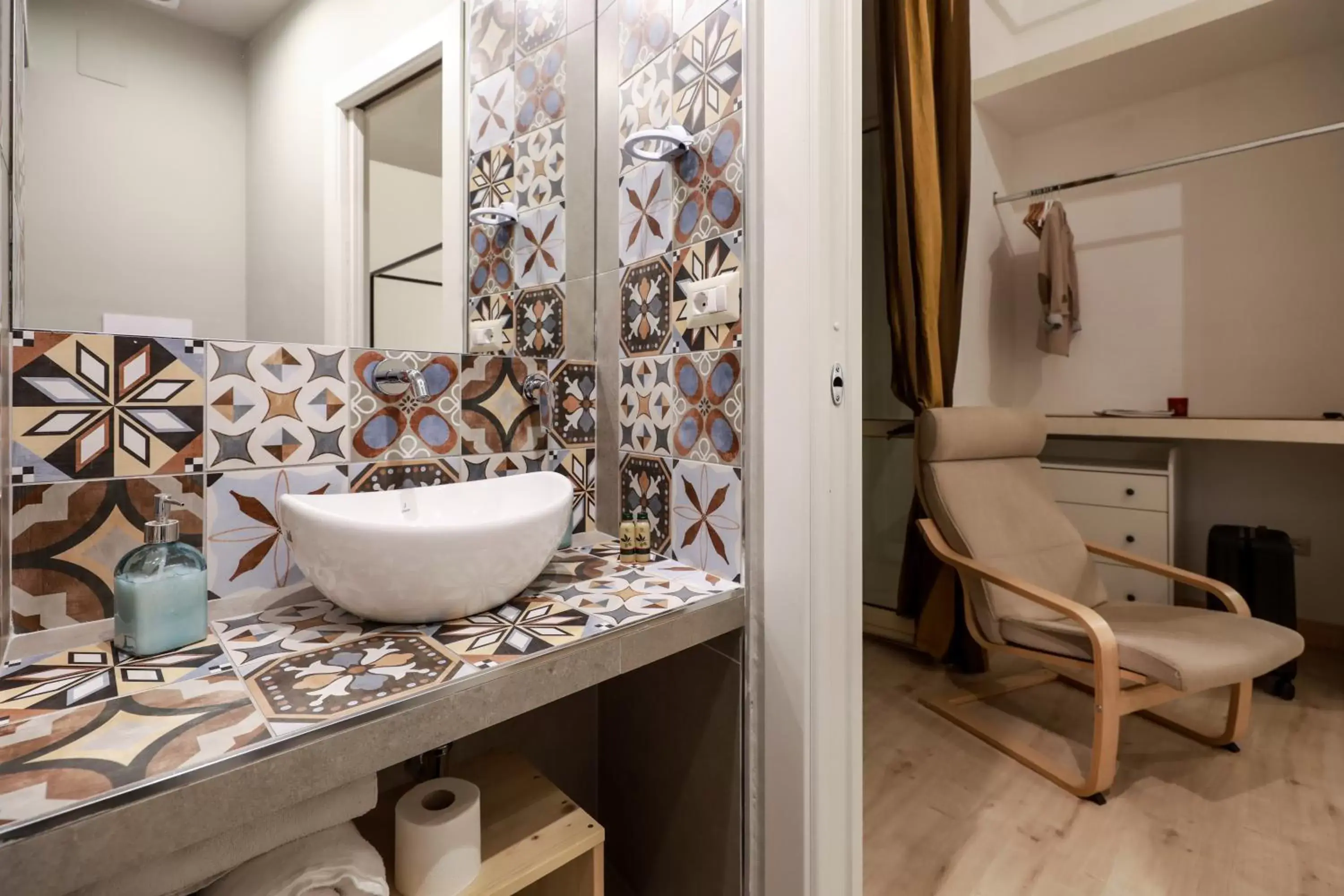 Bathroom in Casa d'Angio' B&B