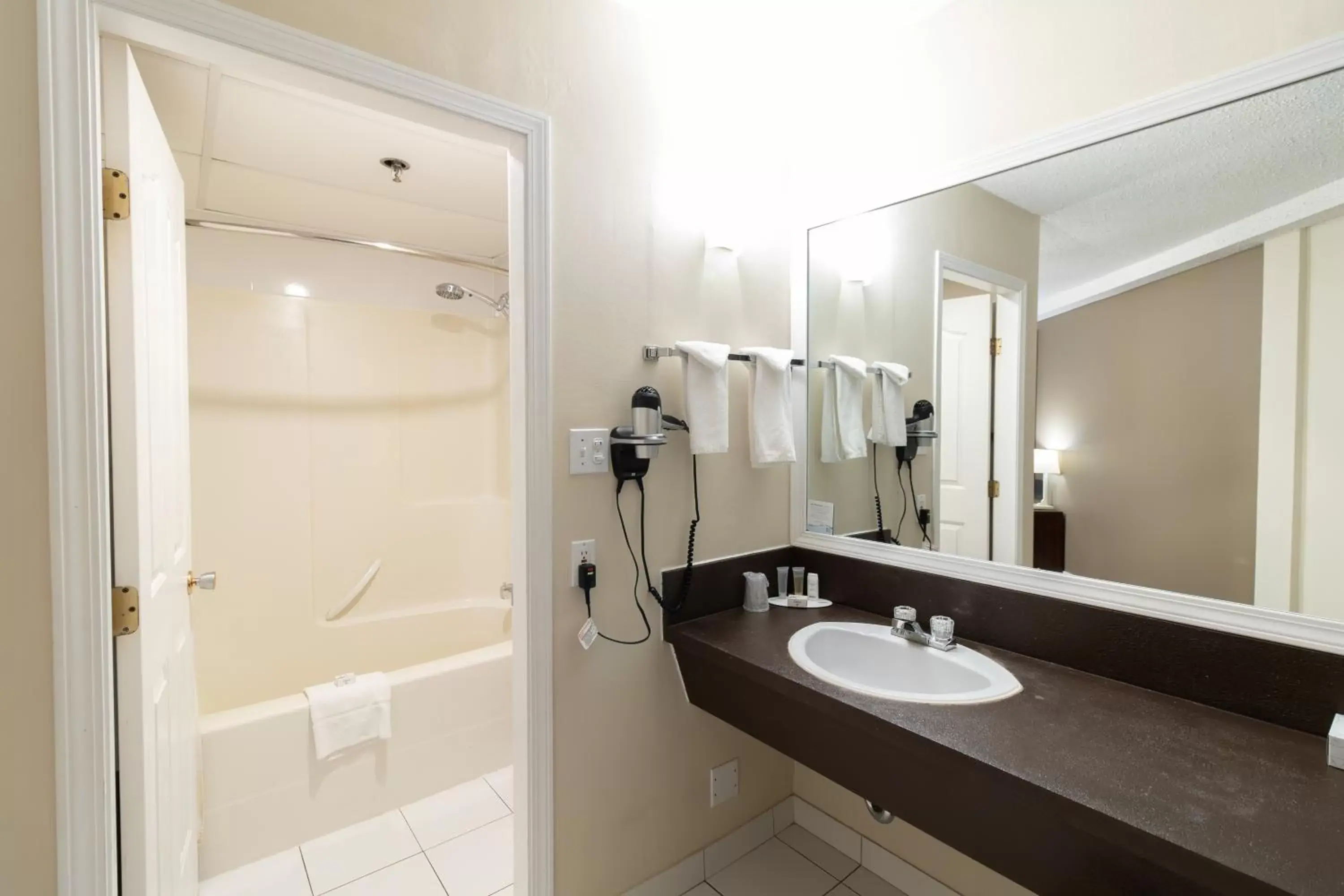 Bathroom in Super 8 by Wyndham Prince George