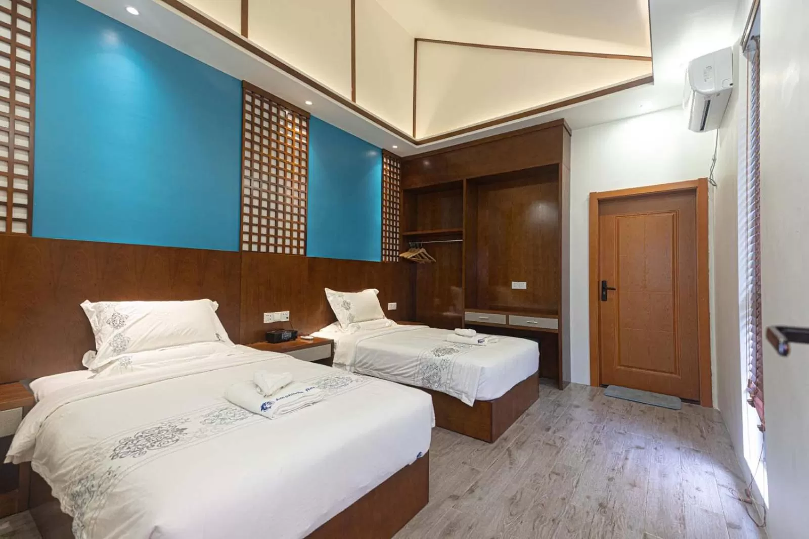 Bedroom, Bed in Amphitrite Resort