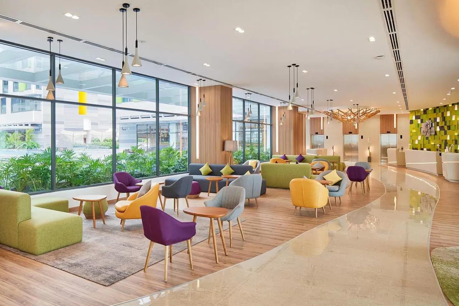 Lobby or reception in Holiday Inn & Suites Saigon Airport, an IHG Hotel