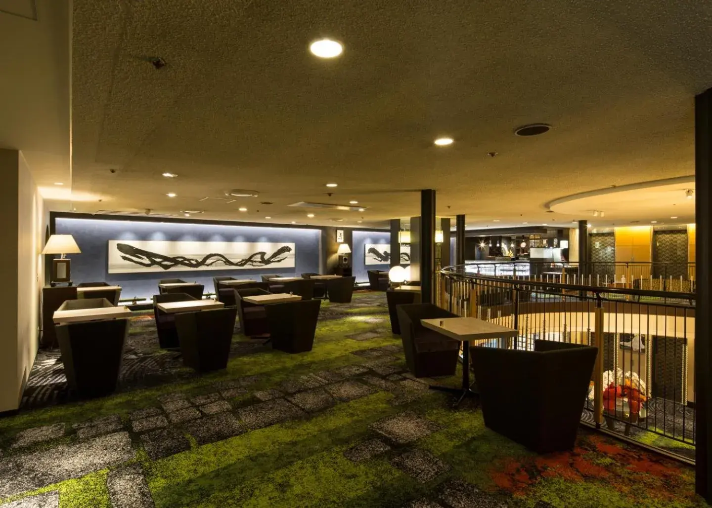 Lounge or bar, Restaurant/Places to Eat in Kanazawa New Grand Hotel