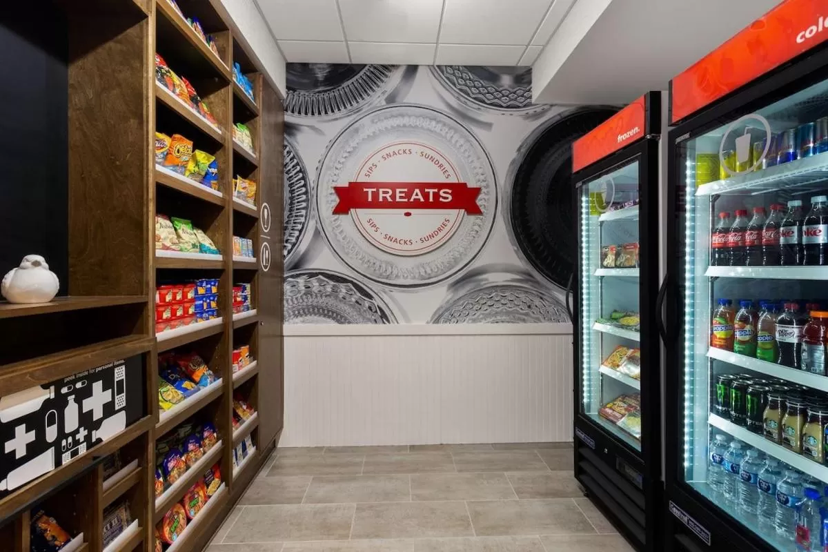 Restaurant/places to eat in Hampton Inn & Suites Ruskin I-75, FL