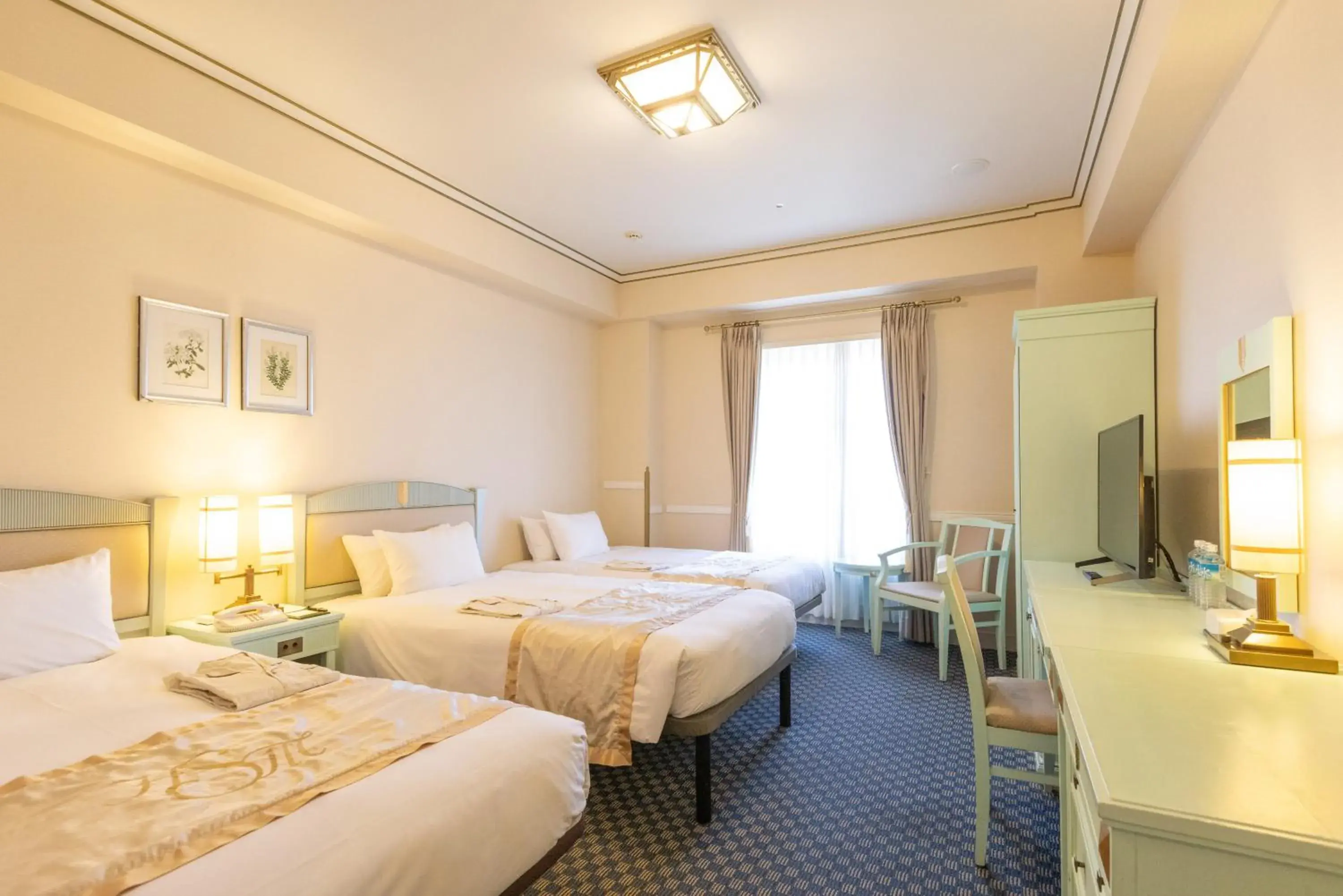 Photo of the whole room, Bed in Hotel Monterey Sendai