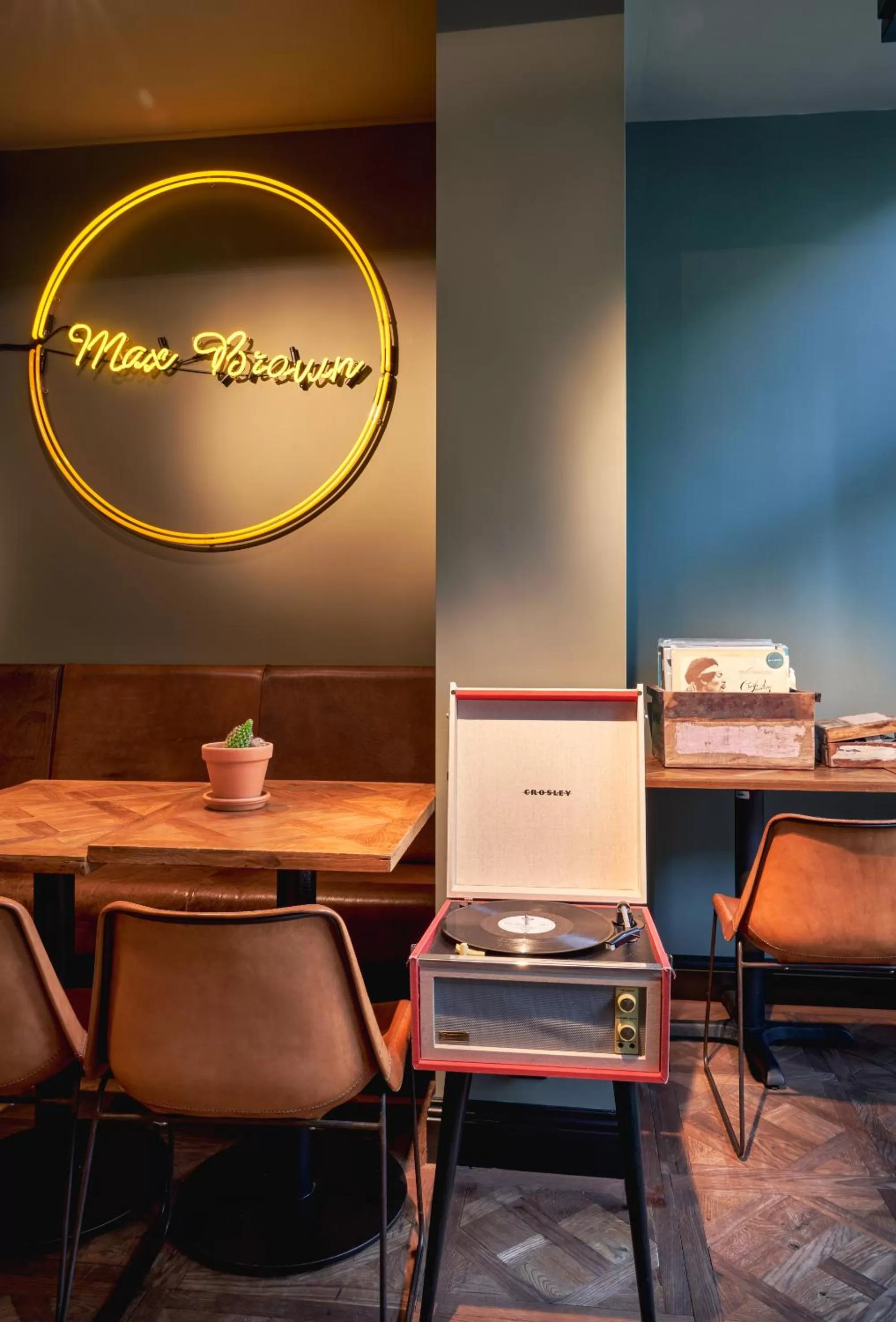 Lobby or reception in Max Brown Hotel Museum Square, part of Sircle Collection