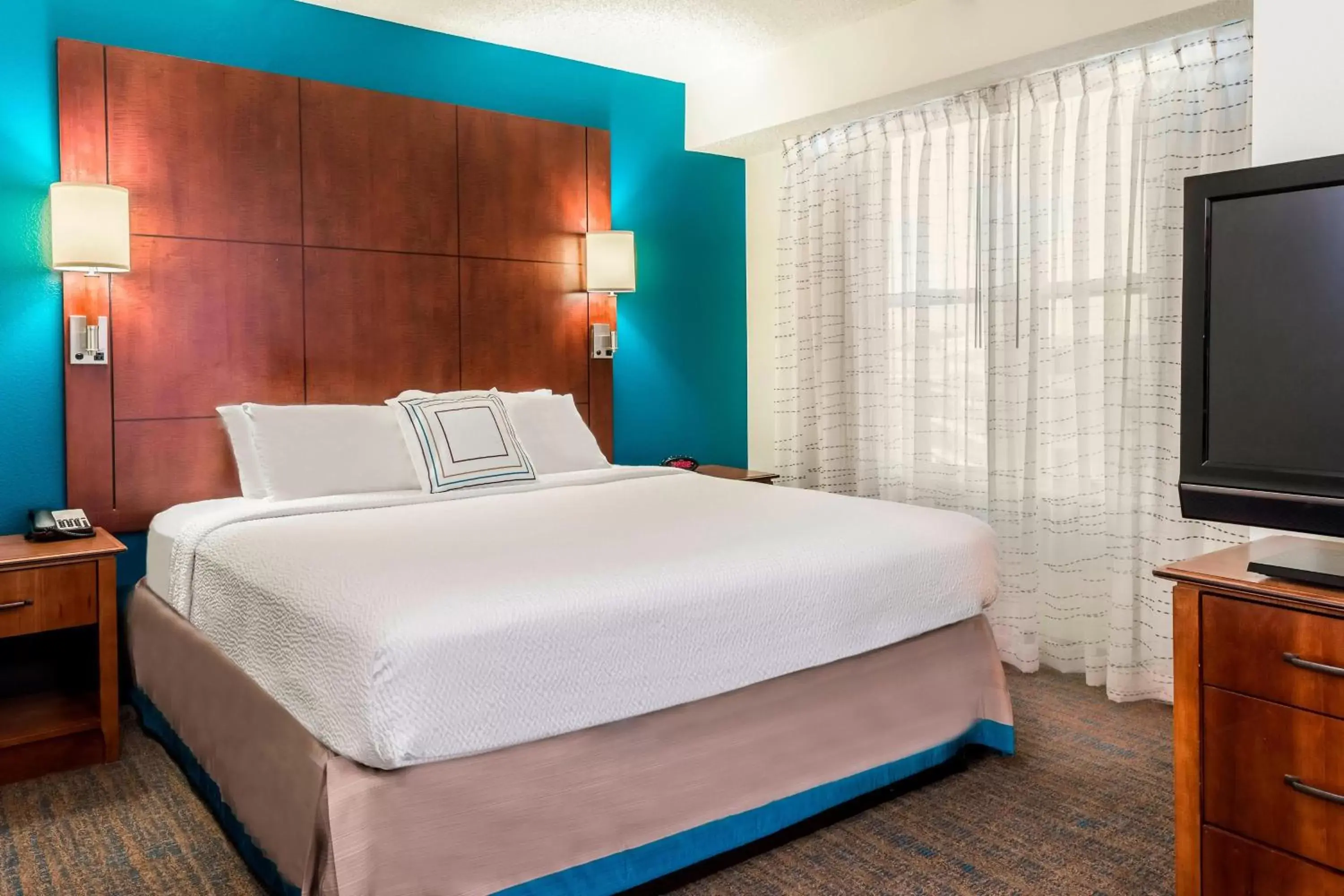 Photo of the whole room, Bed in Residence Inn Tampa Westshore Airport