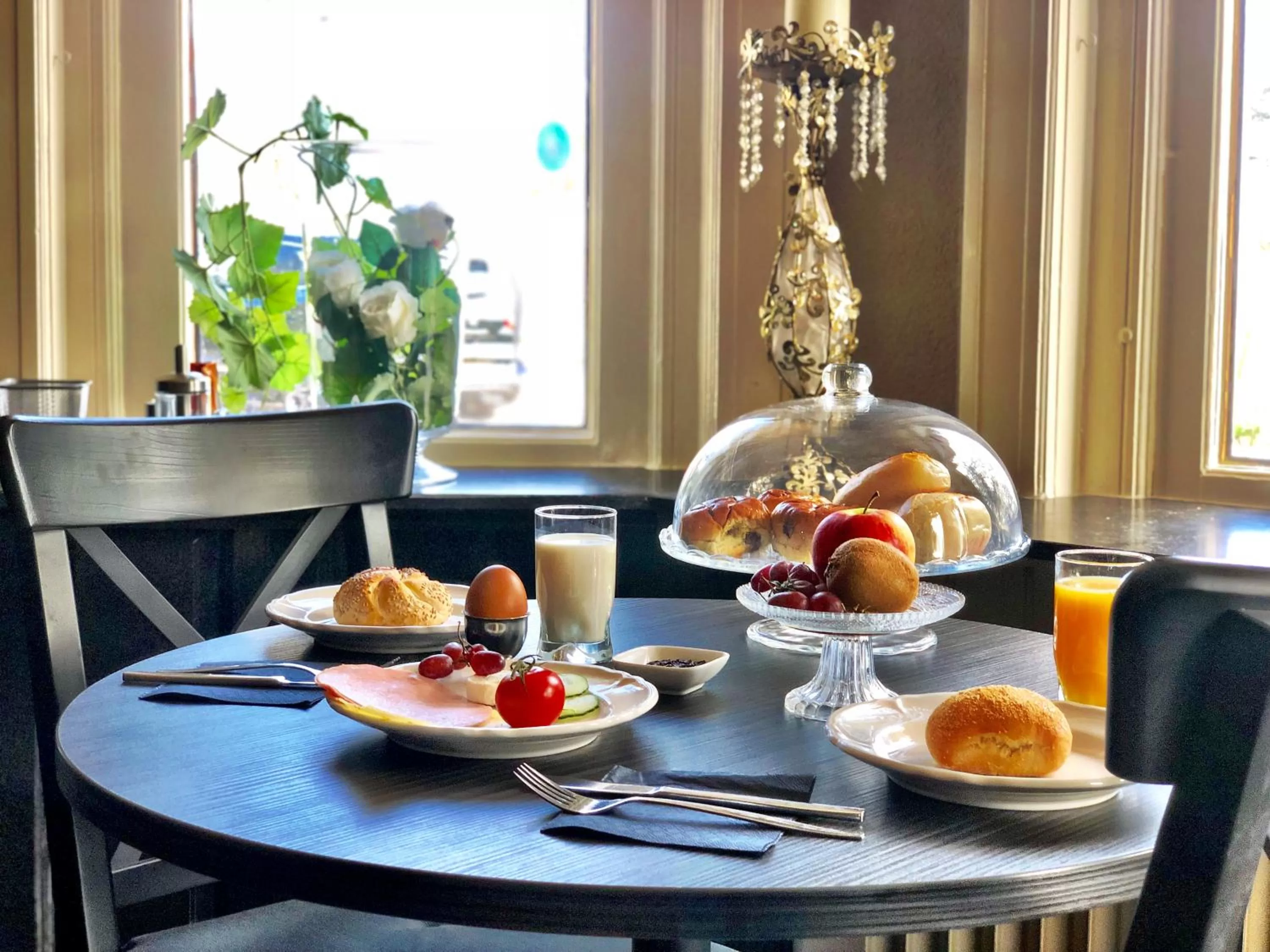 Breakfast in Mare Sanat