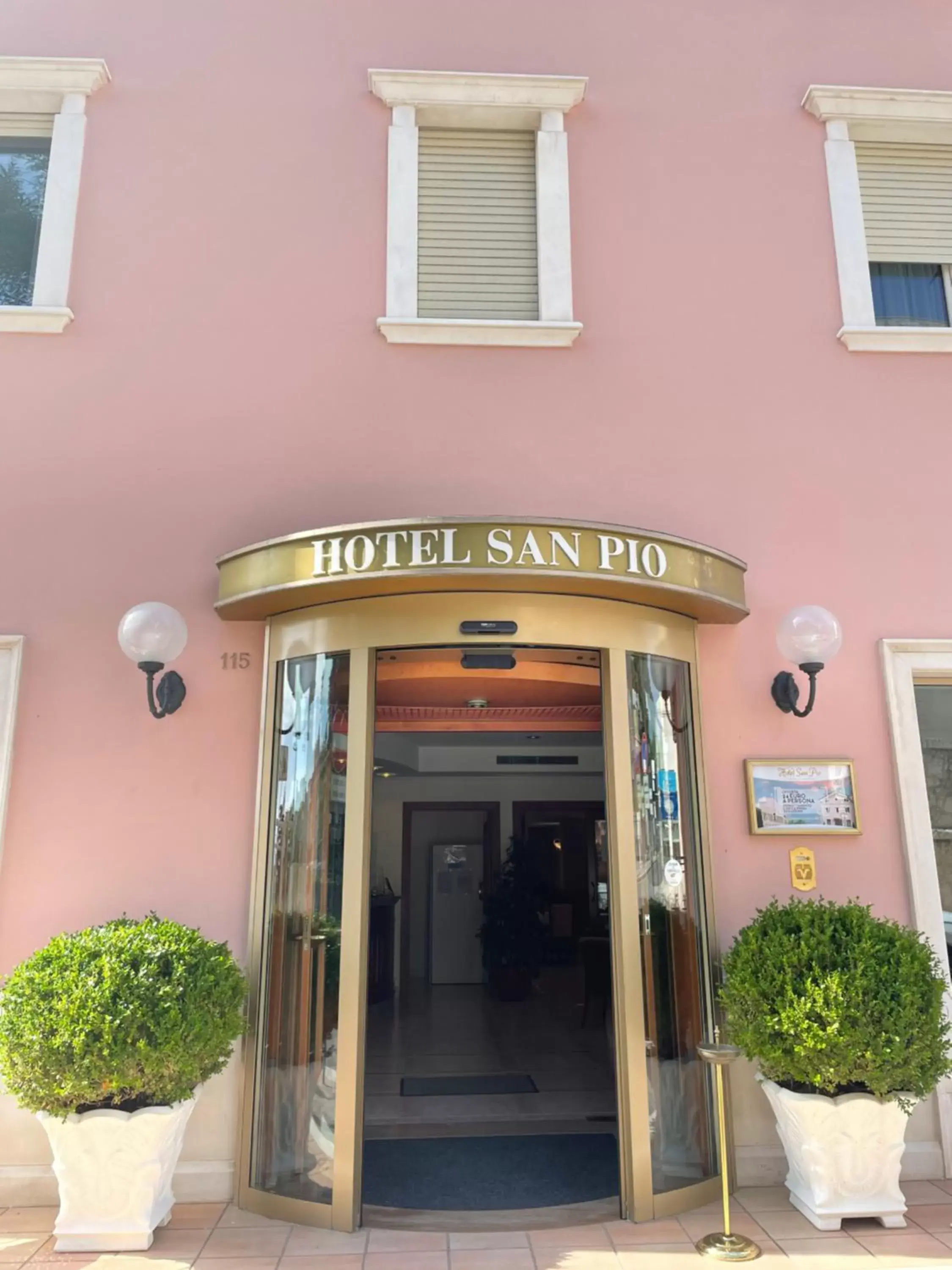 Hotel SAN PIO