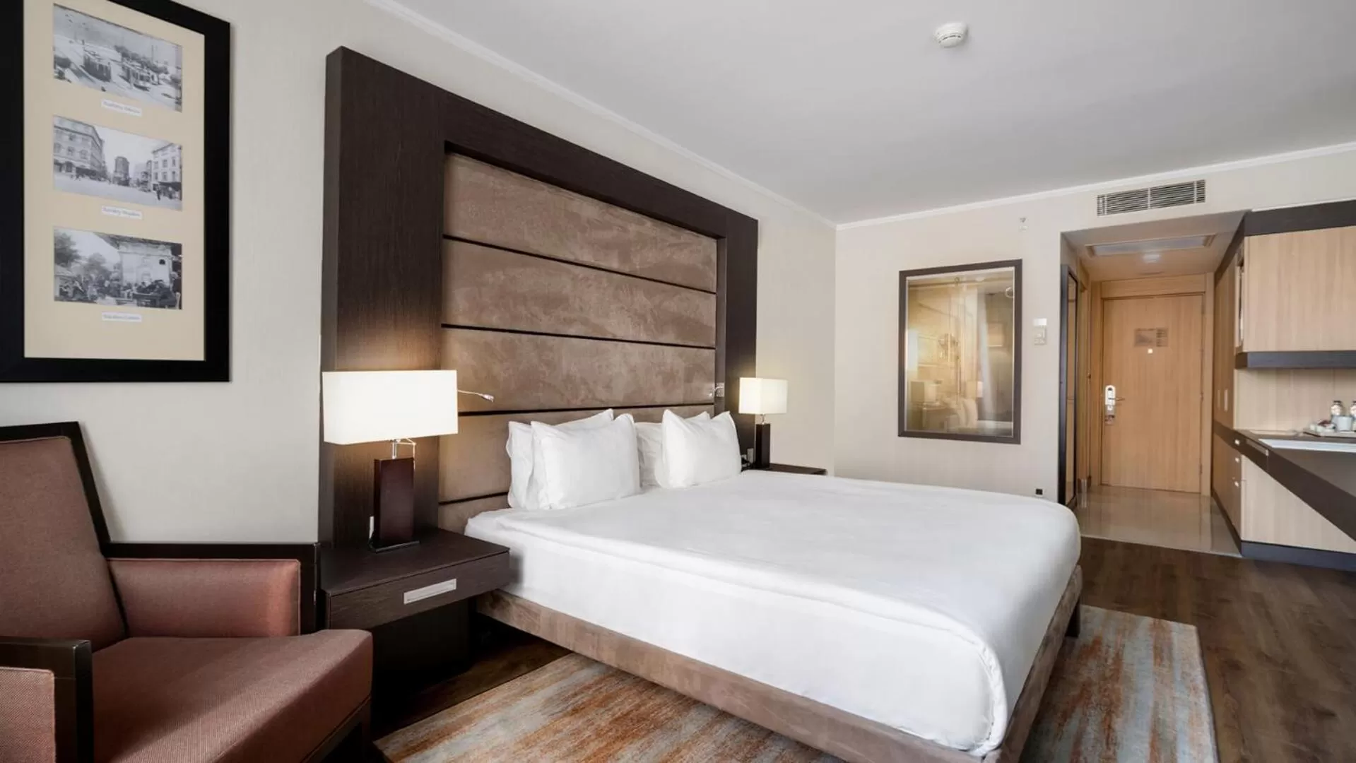 Photo of the whole room, Bed in Ramada Plaza By Wyndham Istanbul City Center
