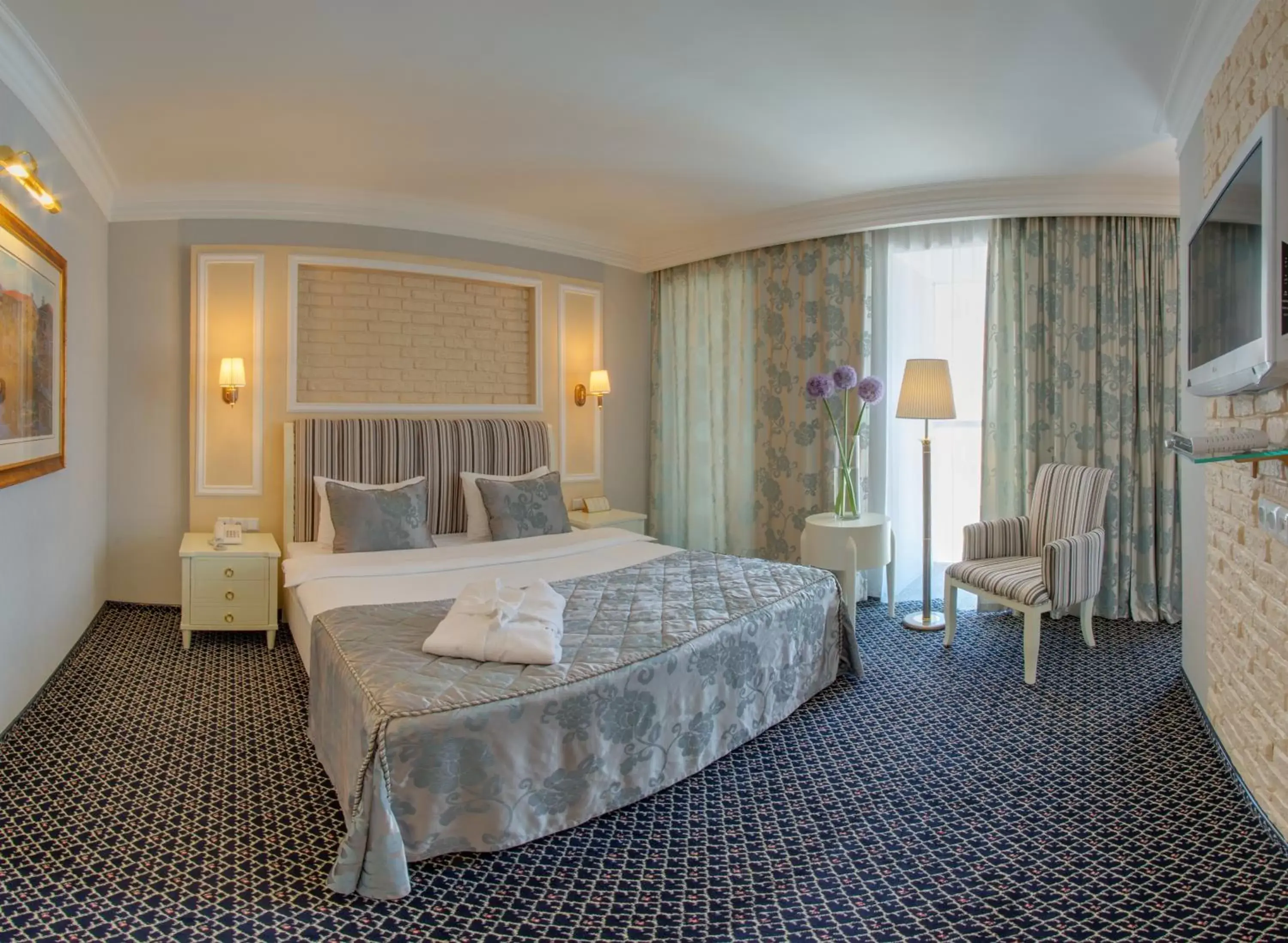 Bed in Kazzhol Hotel Astana