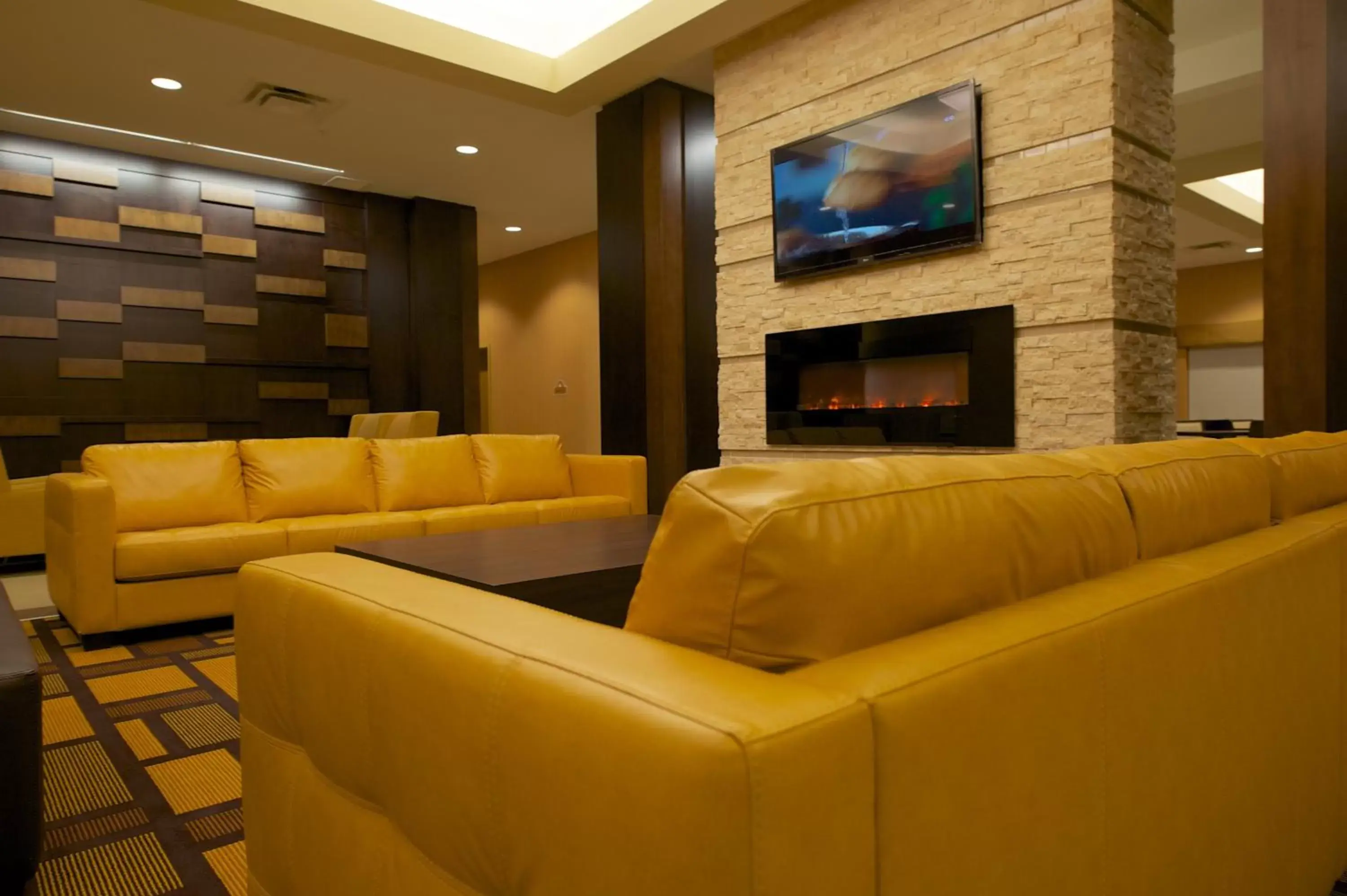 Lobby or reception, Seating Area in Days Inn & Suites by Wyndham Winnipeg Airport Manitoba